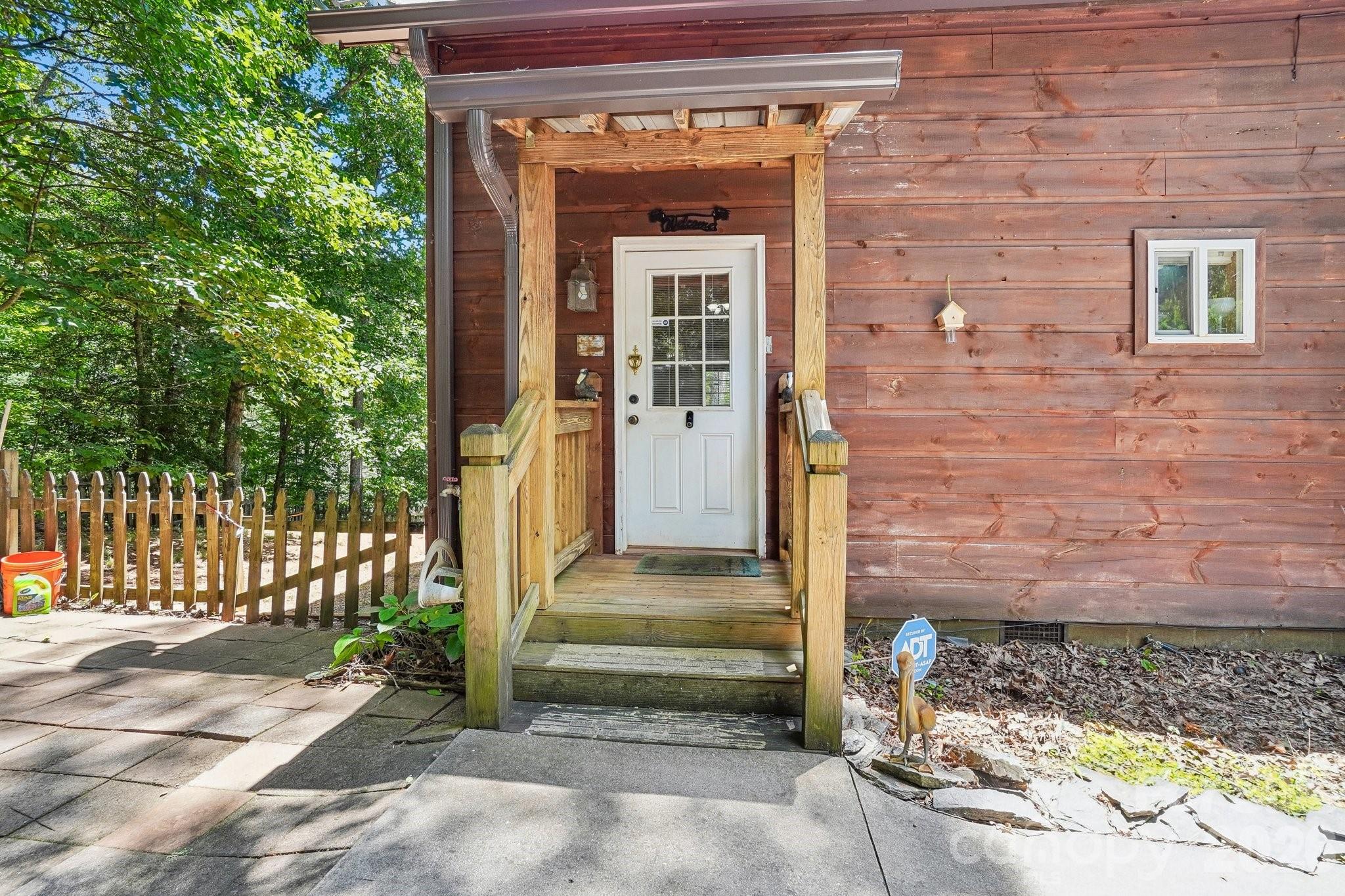 61 Misty Hill Lane — Franklin