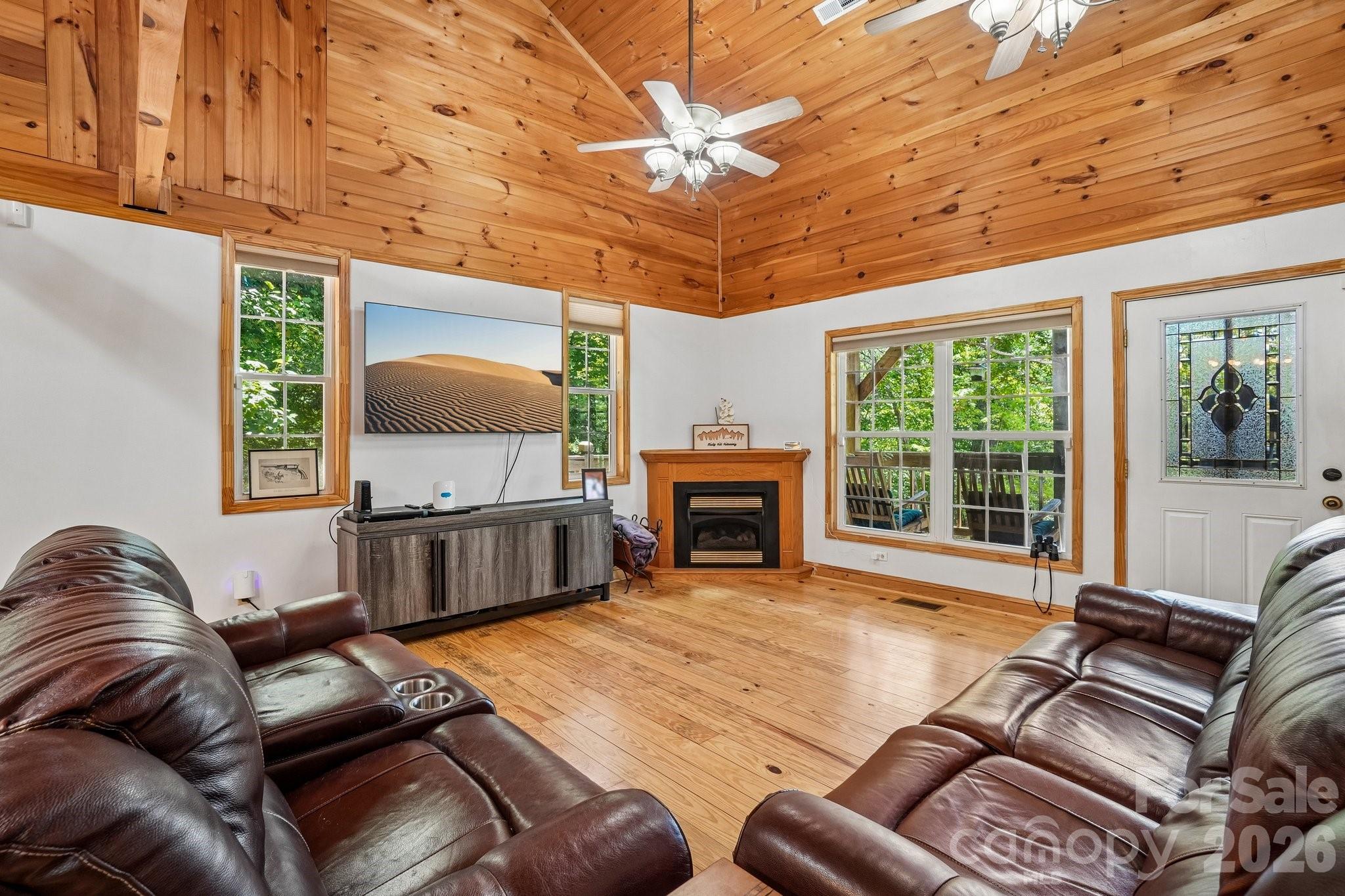 61 Misty Hill Lane — Franklin
