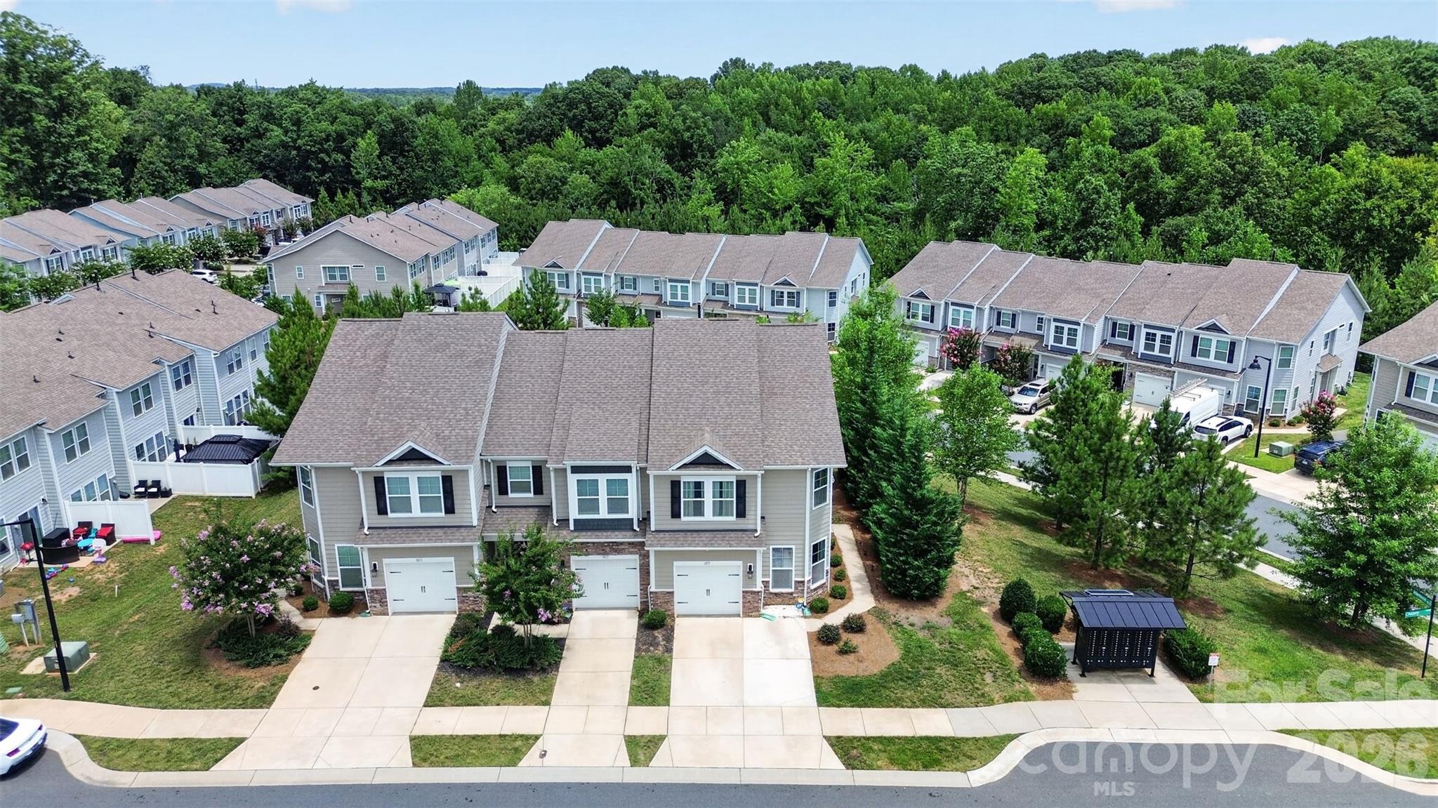 1019 Chicory Trace — Clover