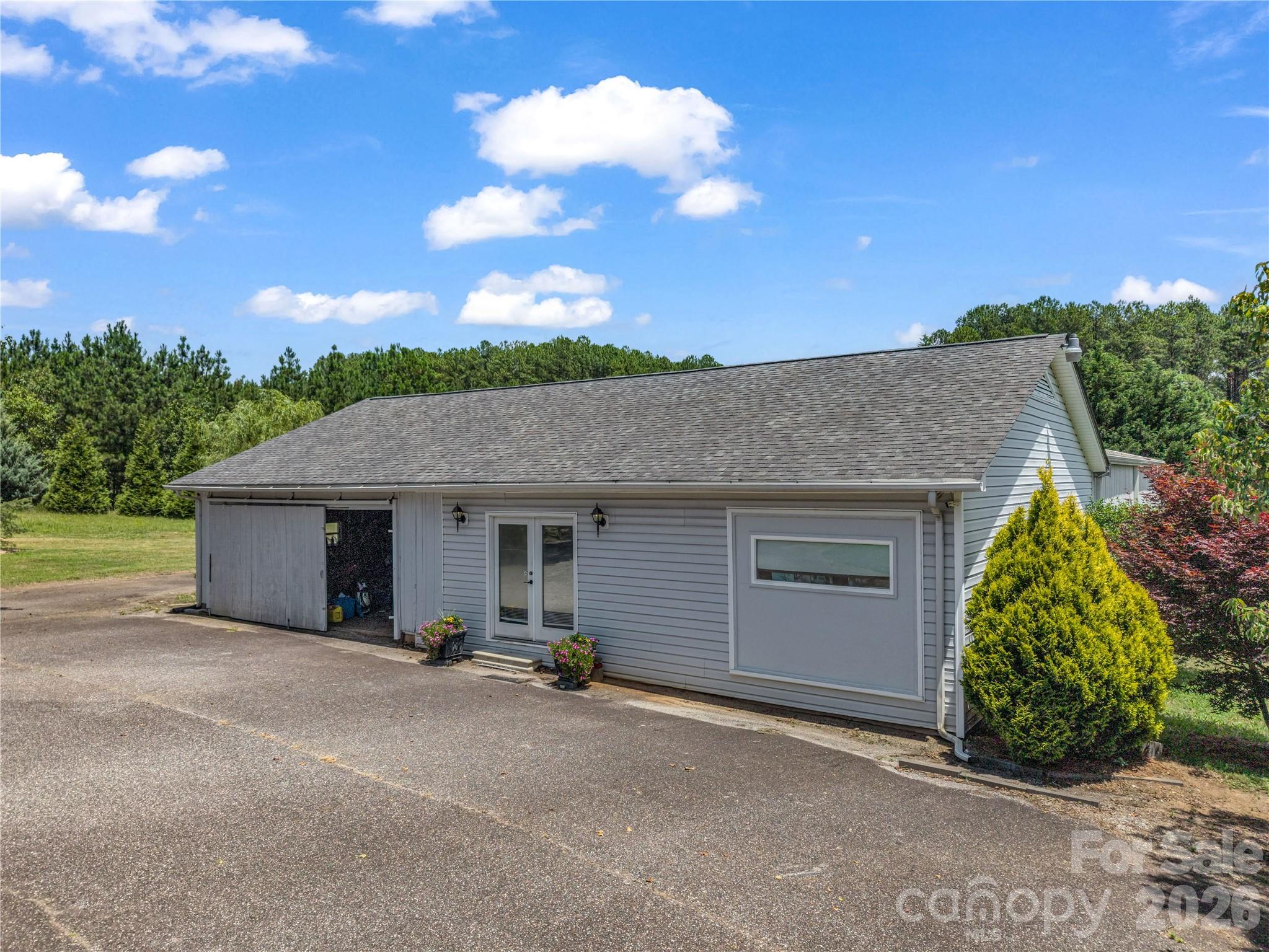 885 Salem Church Road — Bostic
