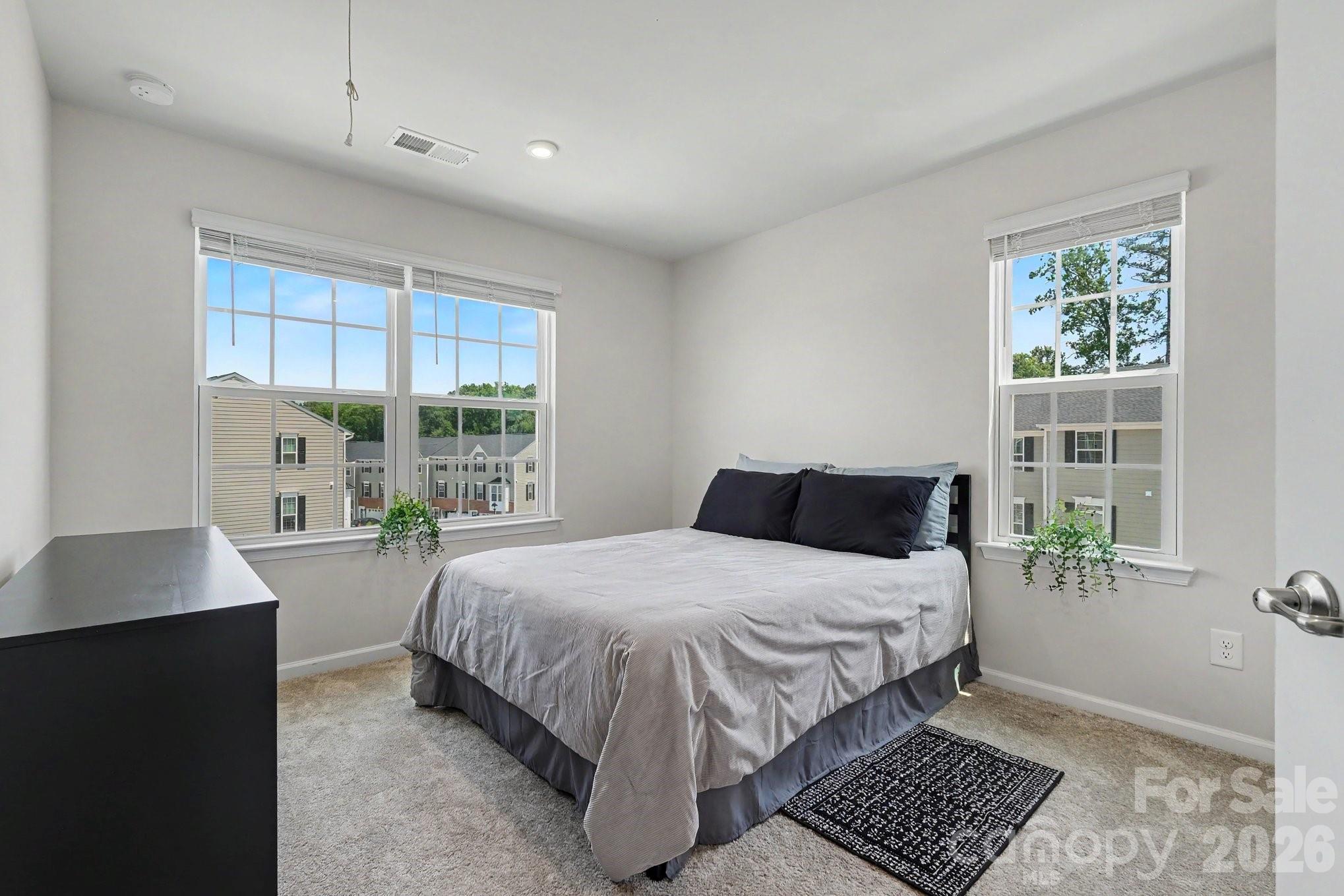 521 Moondance Drive — Gastonia