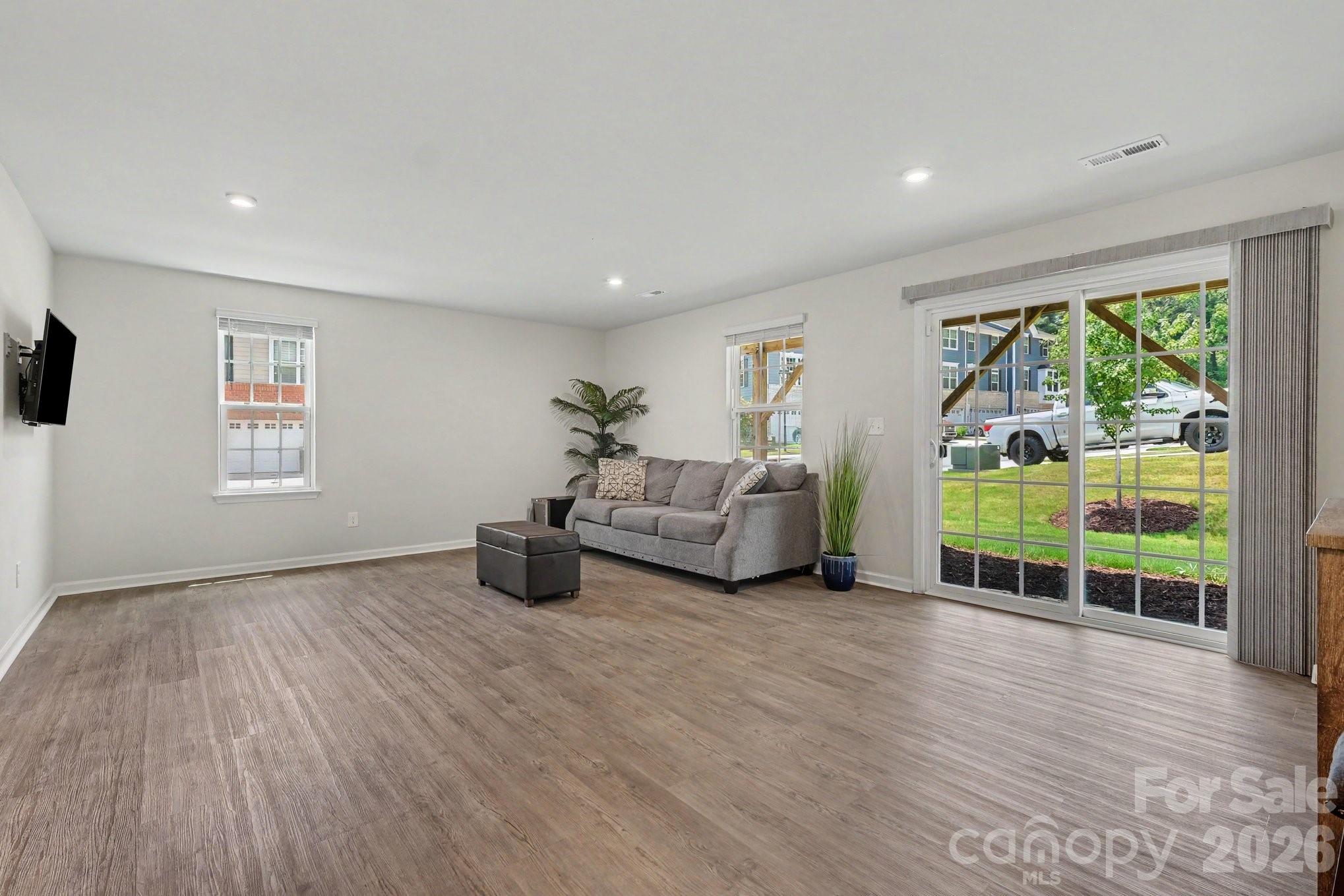 521 Moondance Drive — Gastonia