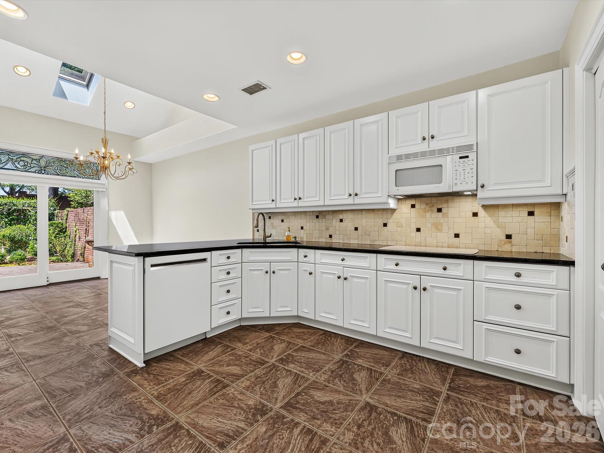 5719 Ballinard Lane — Charlotte