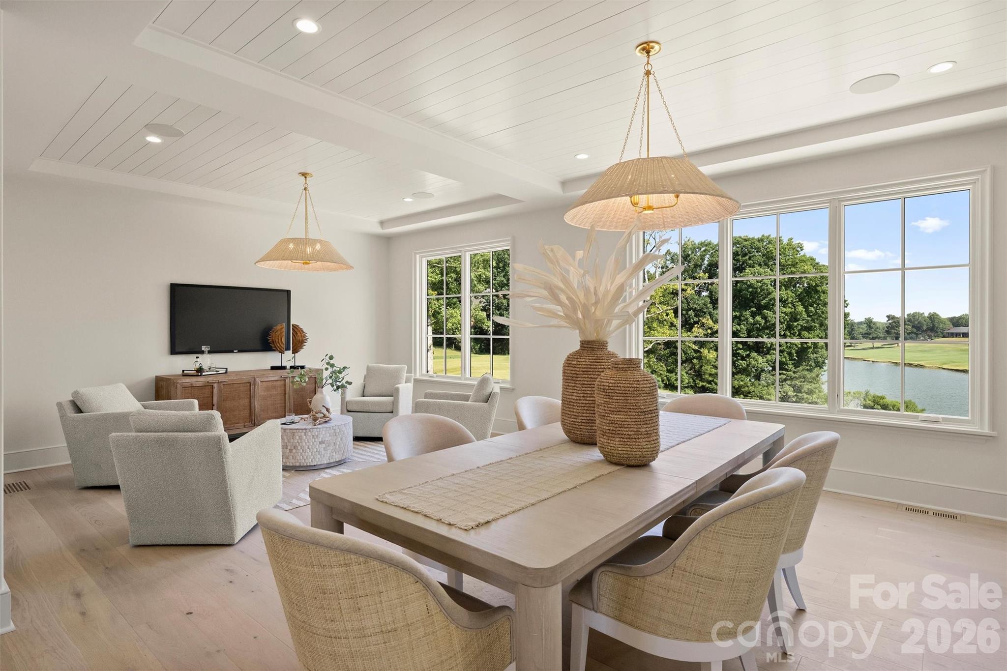 4816 Kelly Woods Lane — Charlotte