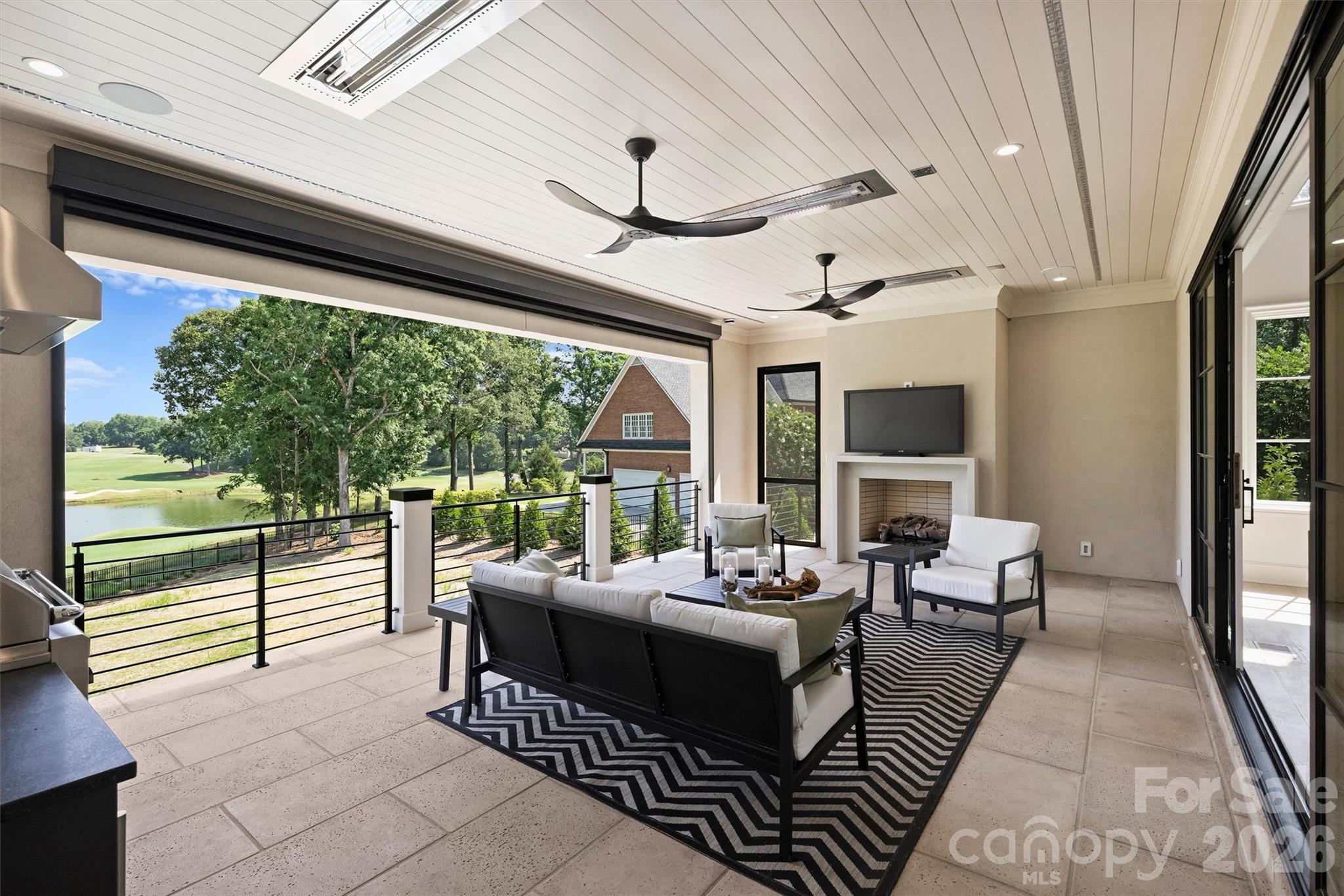 4816 Kelly Woods Lane — Charlotte