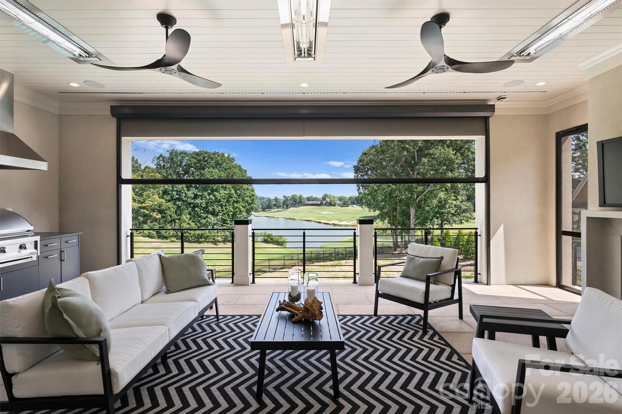 4816 Kelly Woods Lane — Charlotte