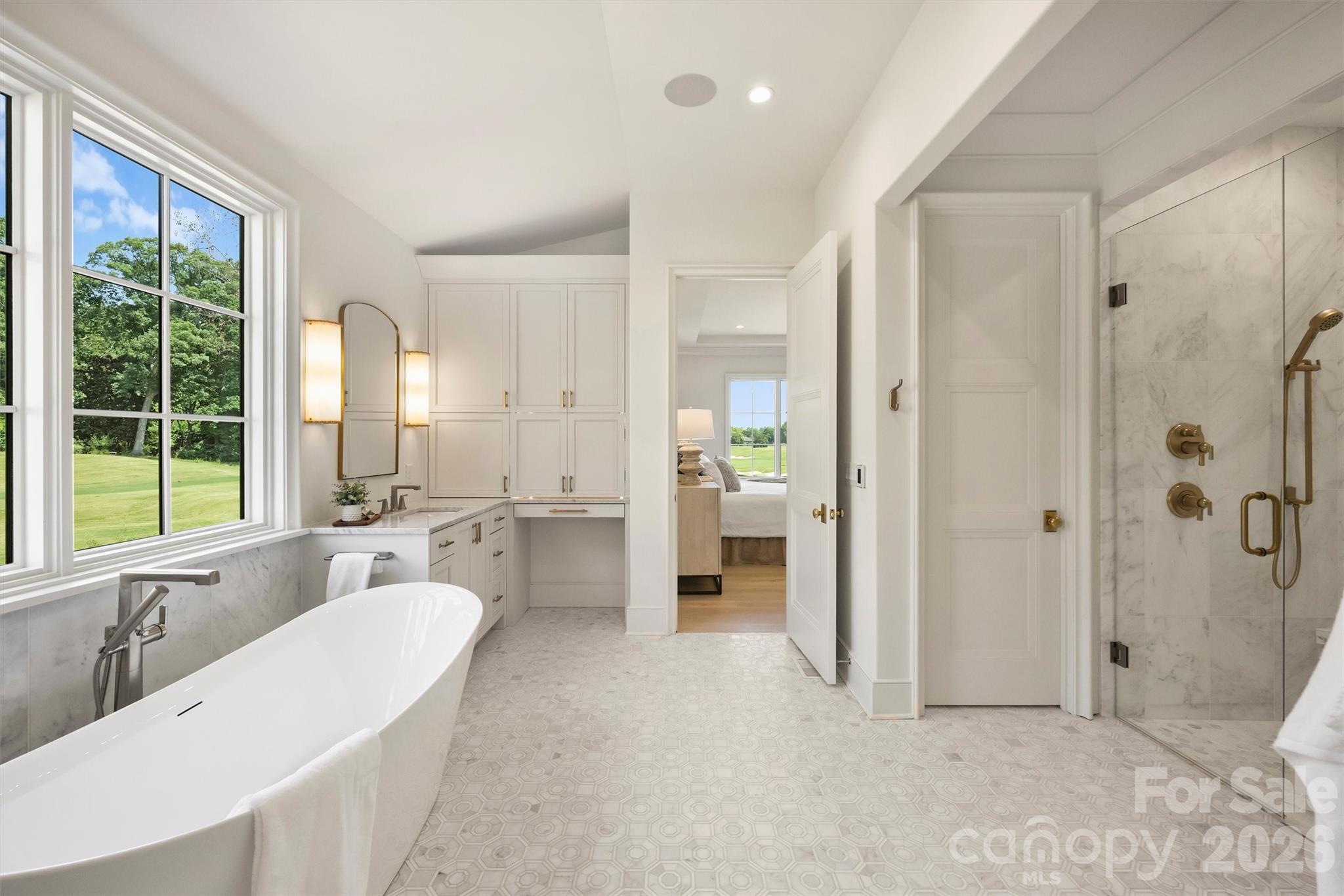 4816 Kelly Woods Lane — Charlotte