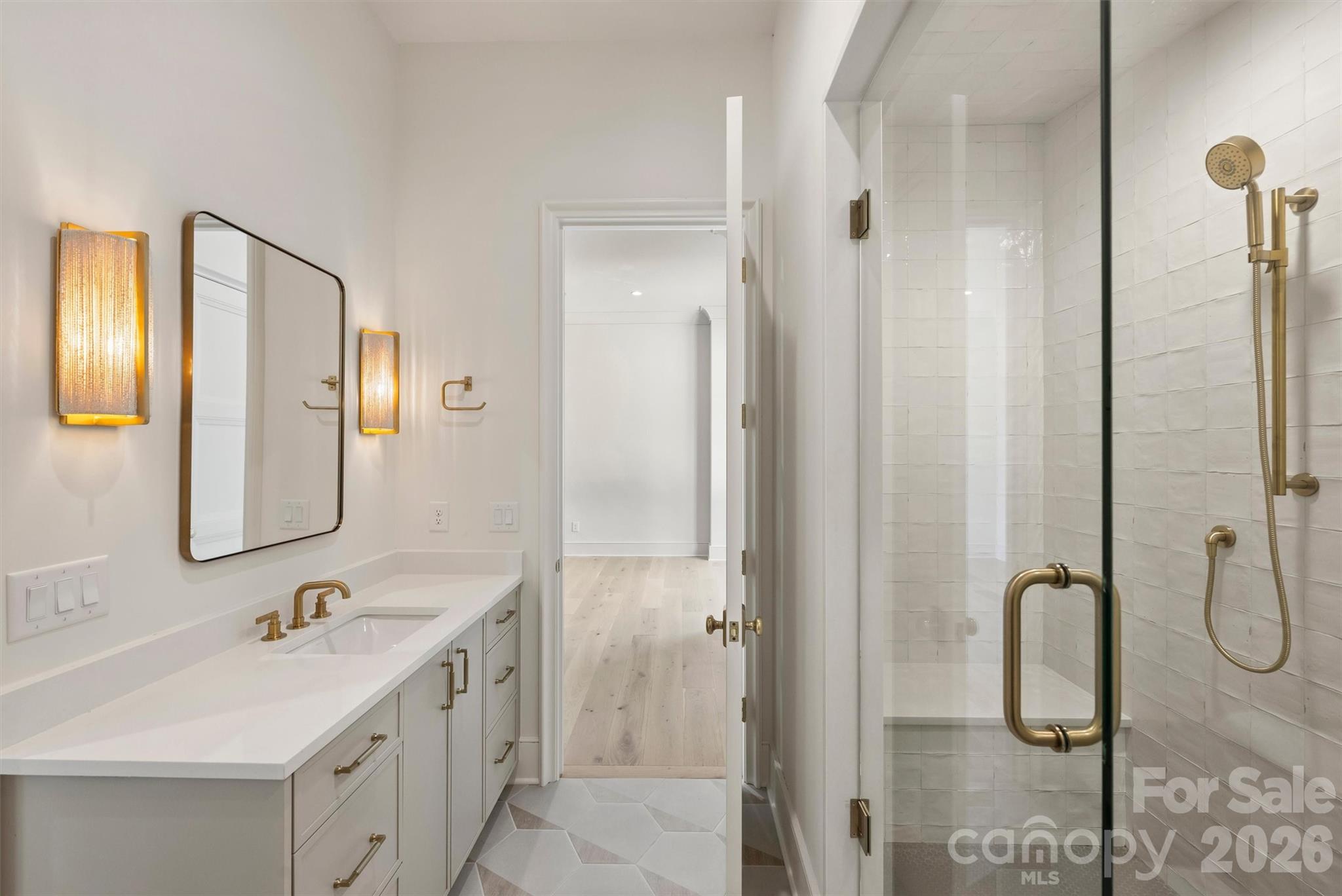 4816 Kelly Woods Lane — Charlotte
