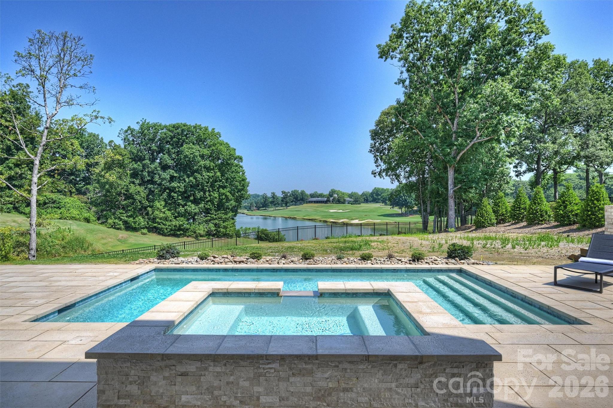 4816 Kelly Woods Lane — Charlotte