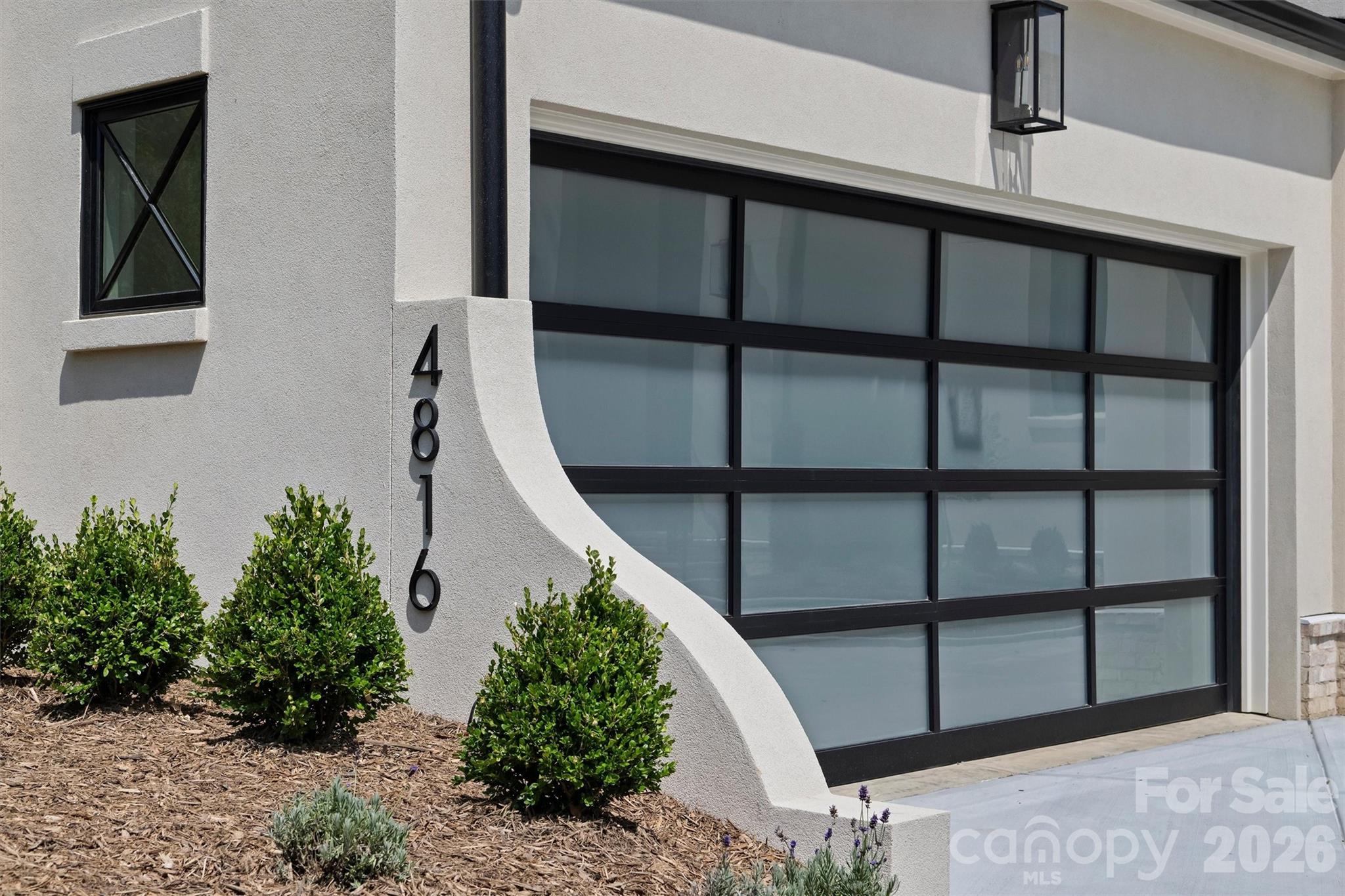 4816 Kelly Woods Lane — Charlotte