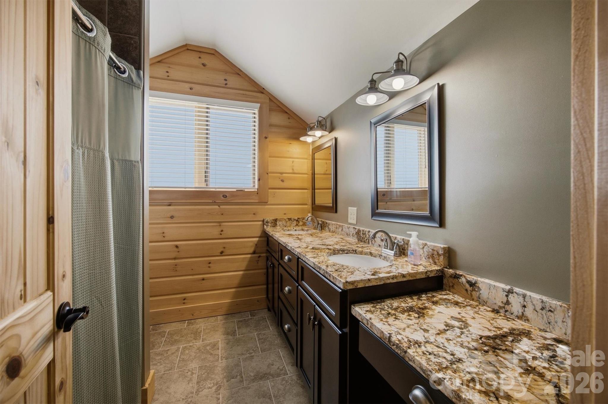 2040 Shannon Drive — Morganton