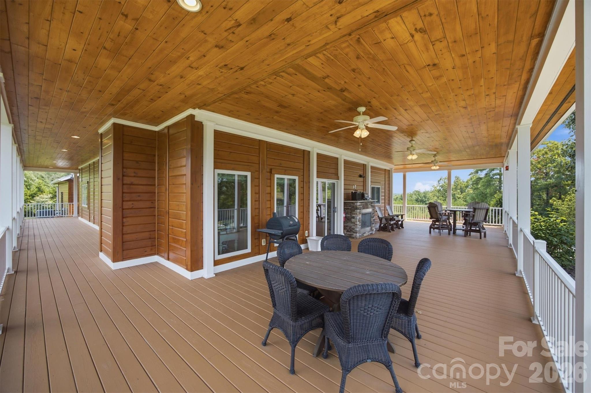 2040 Shannon Drive — Morganton