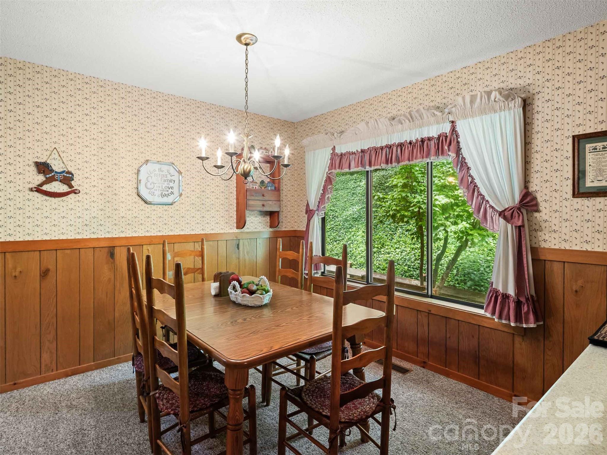 25 Anne Street — Lake Junaluska