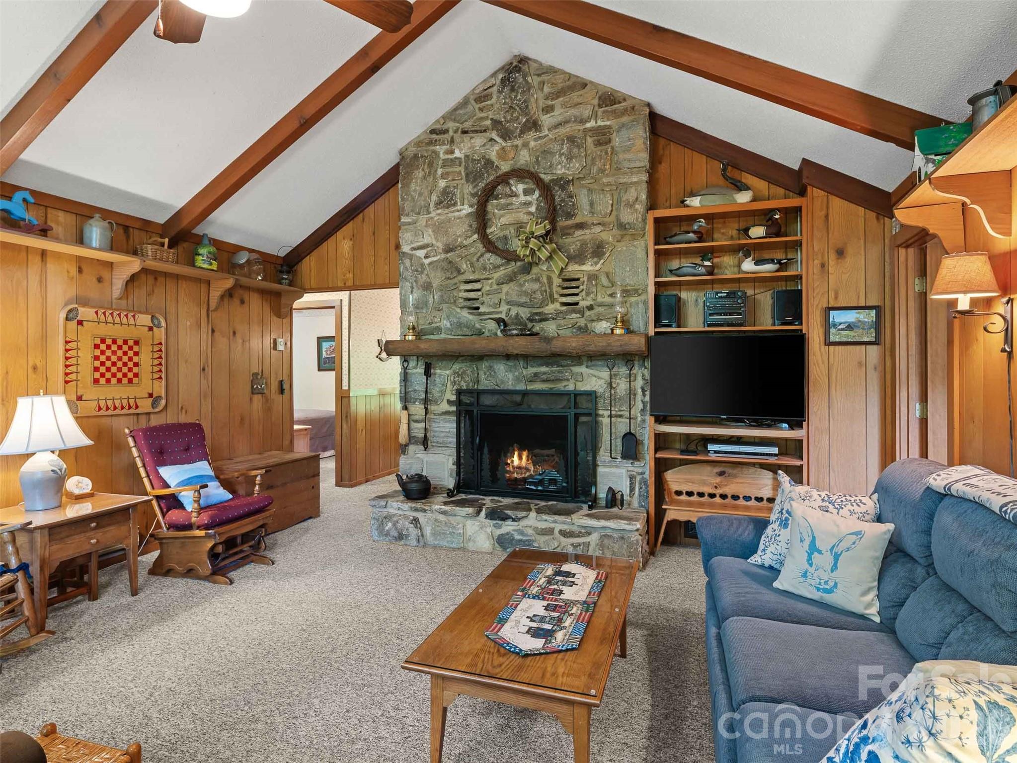 25 Anne Street — Lake Junaluska