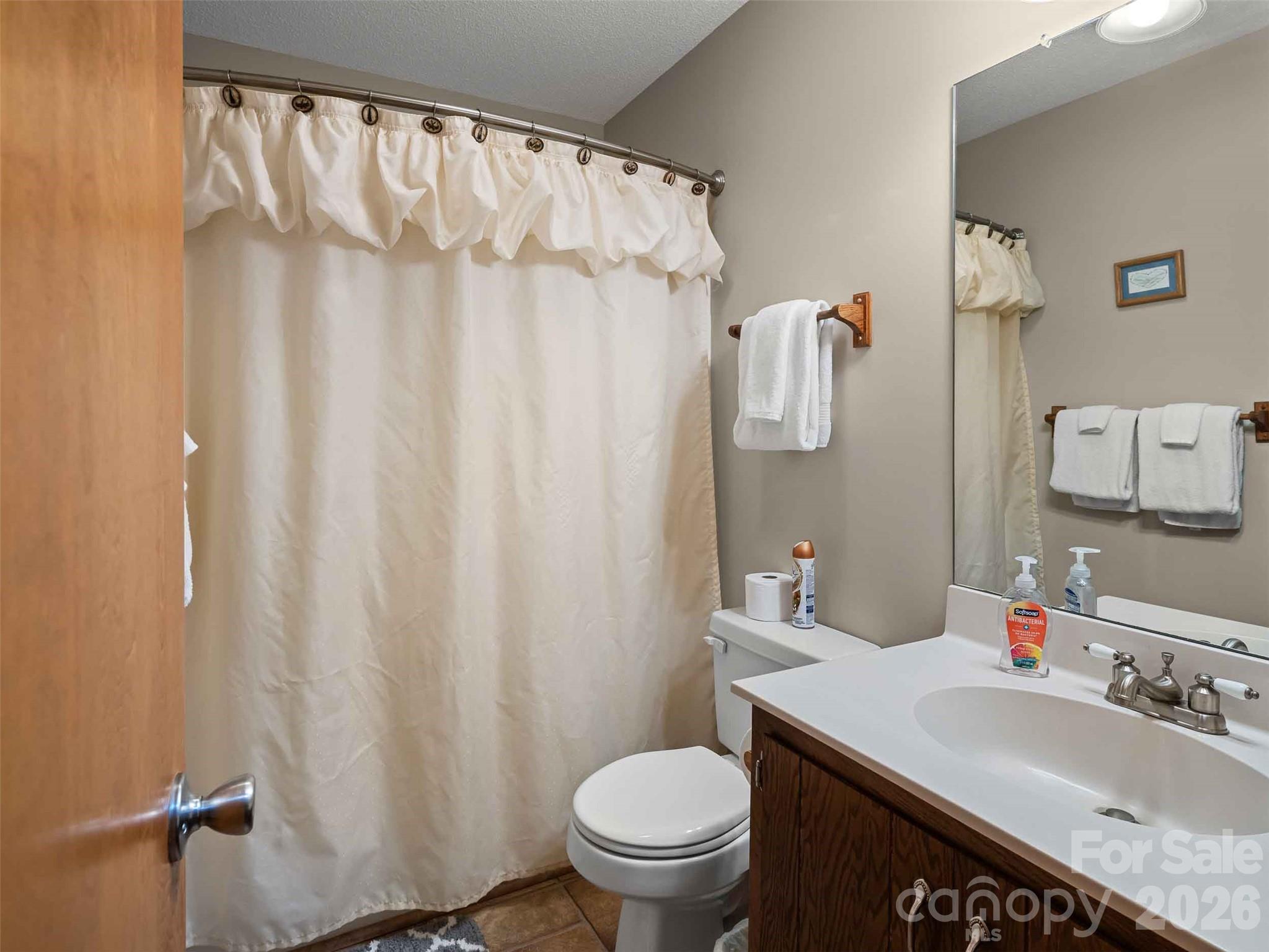 25 Anne Street — Lake Junaluska