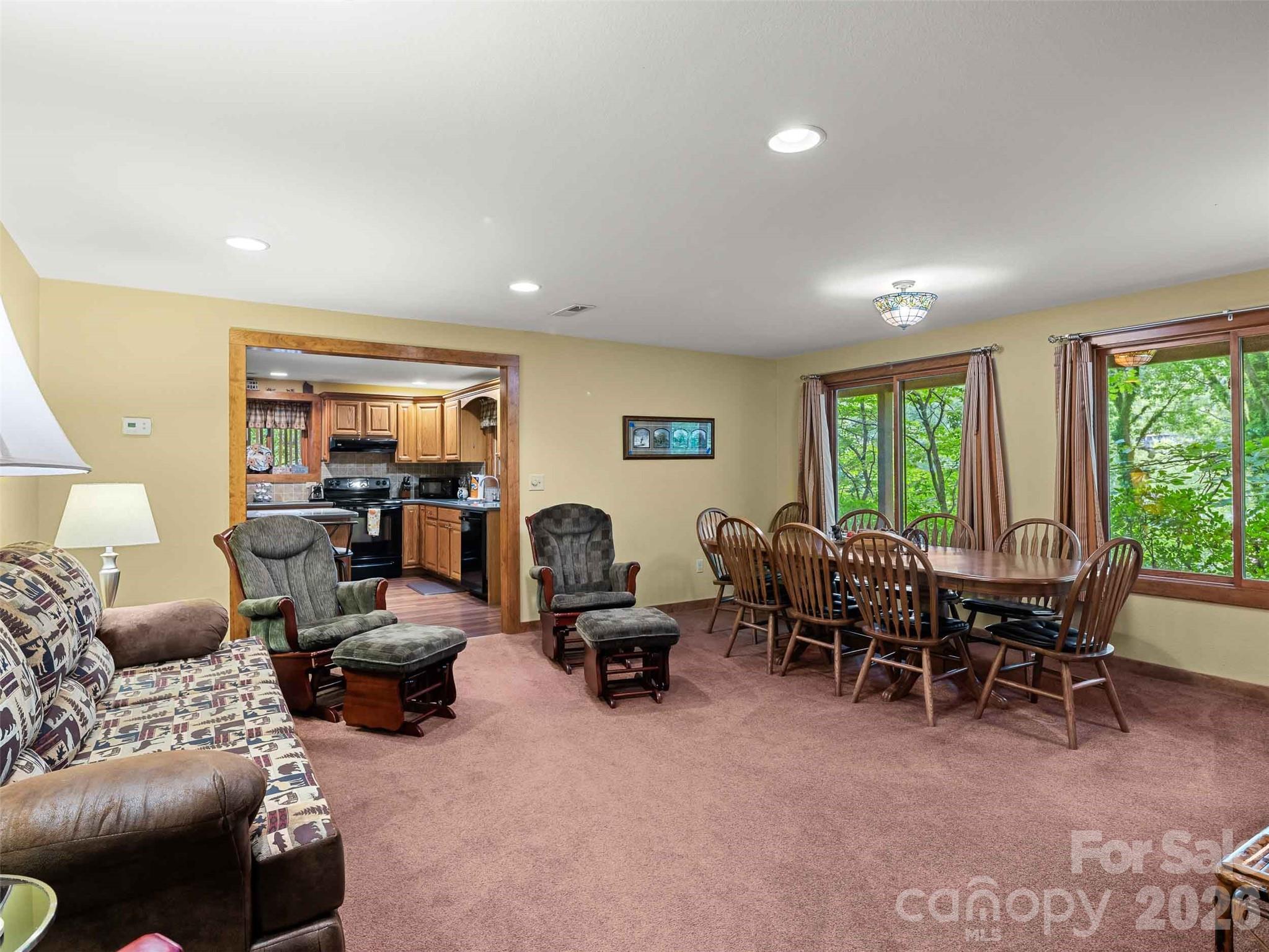 25 Anne Street — Lake Junaluska