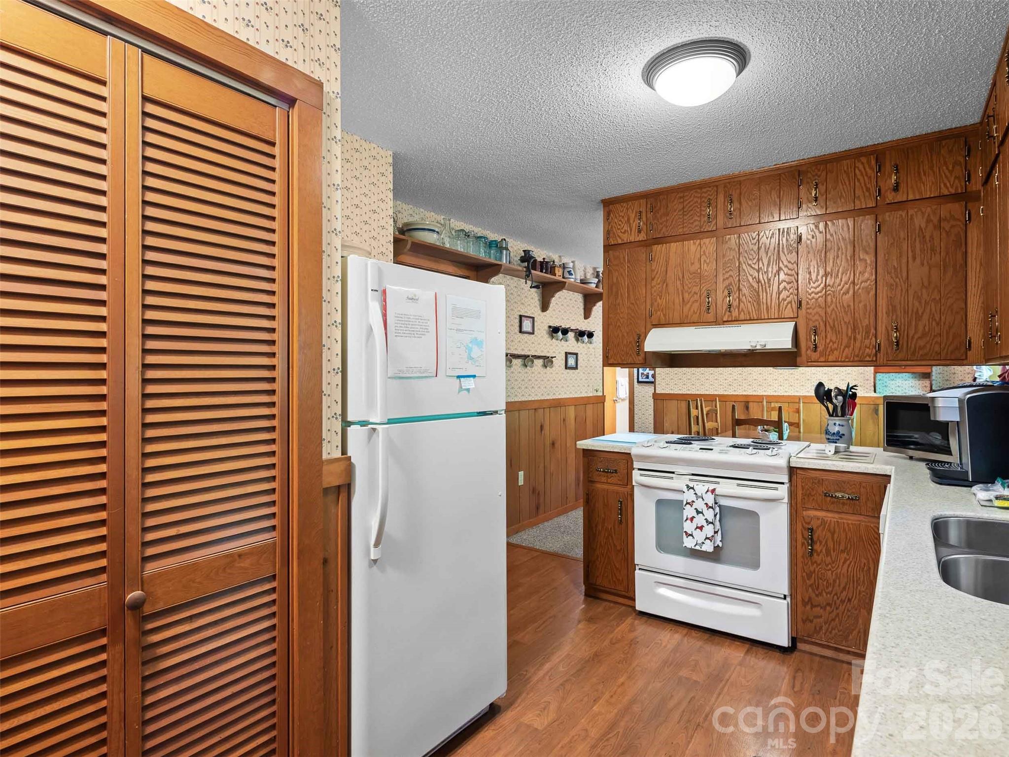 25 Anne Street — Lake Junaluska