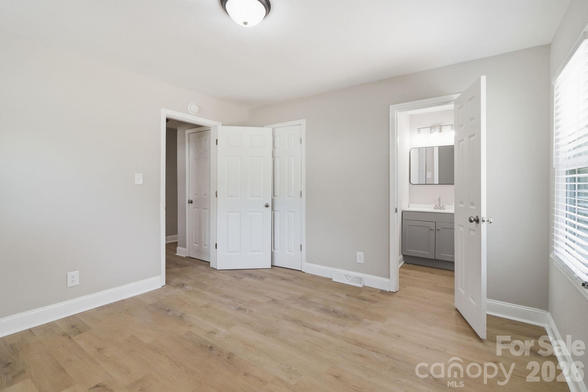 4800 Westridge Drive — Charlotte