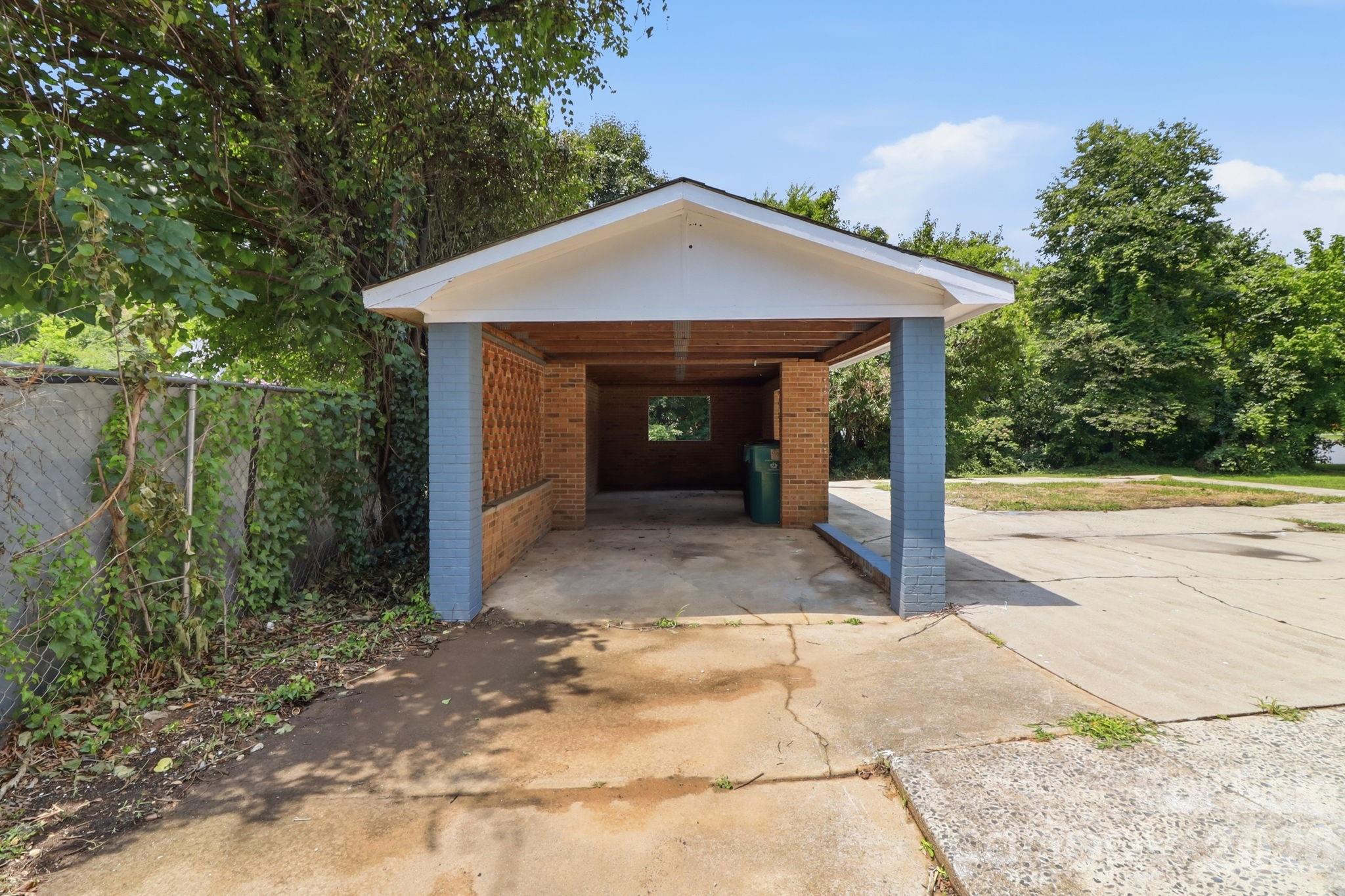 4800 Westridge Drive — Charlotte