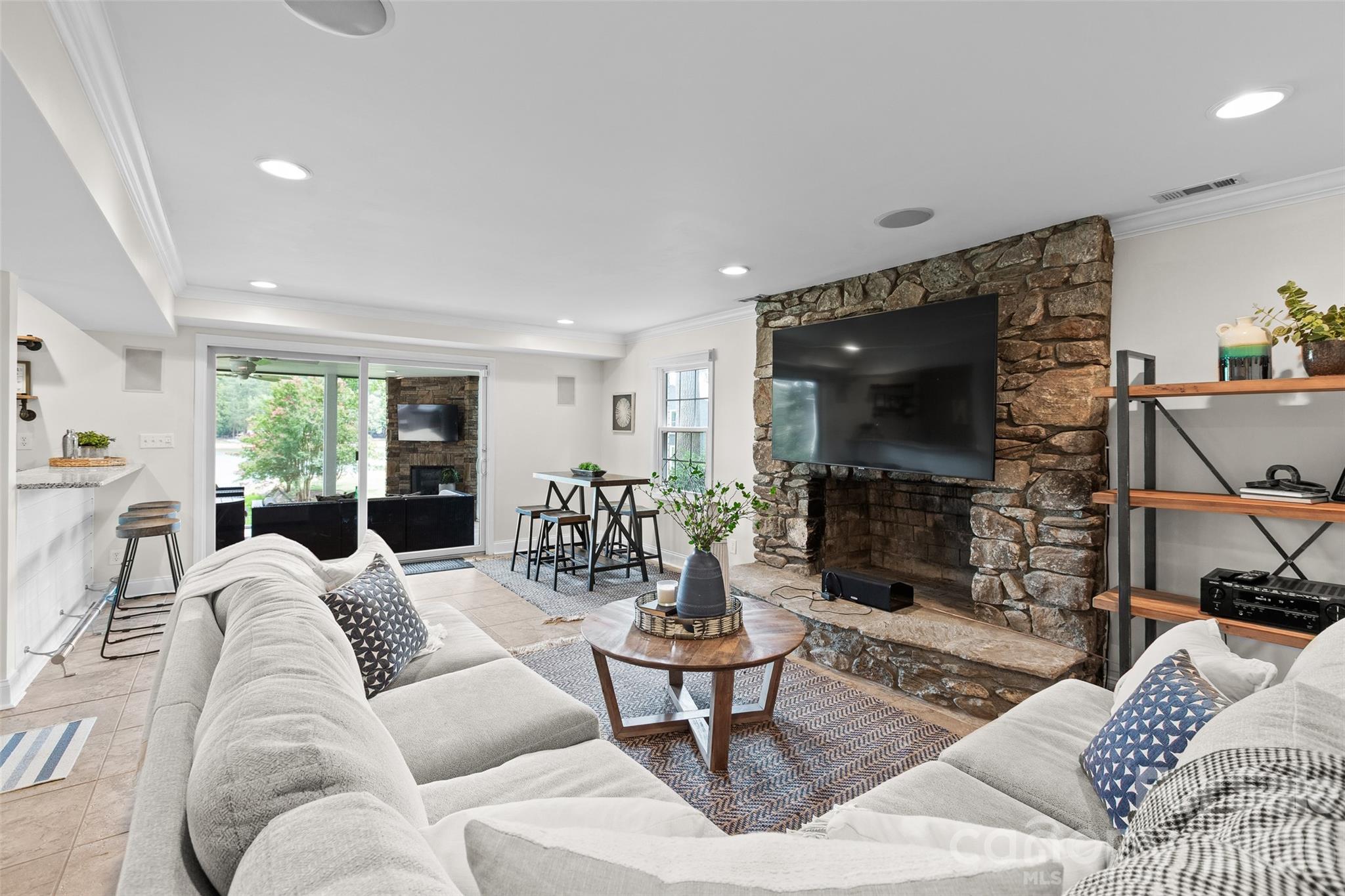 175 Woodstream Circle — Mooresville