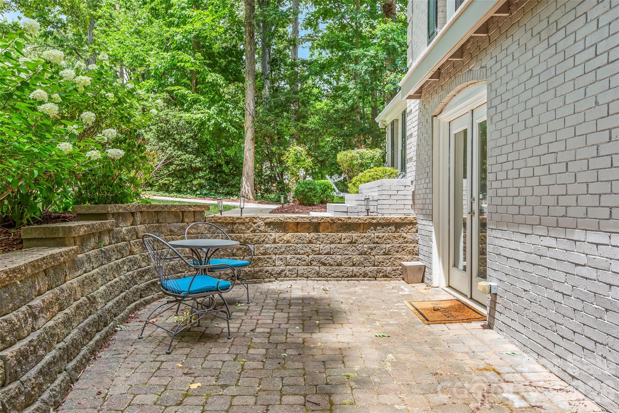 175 Woodstream Circle — Mooresville