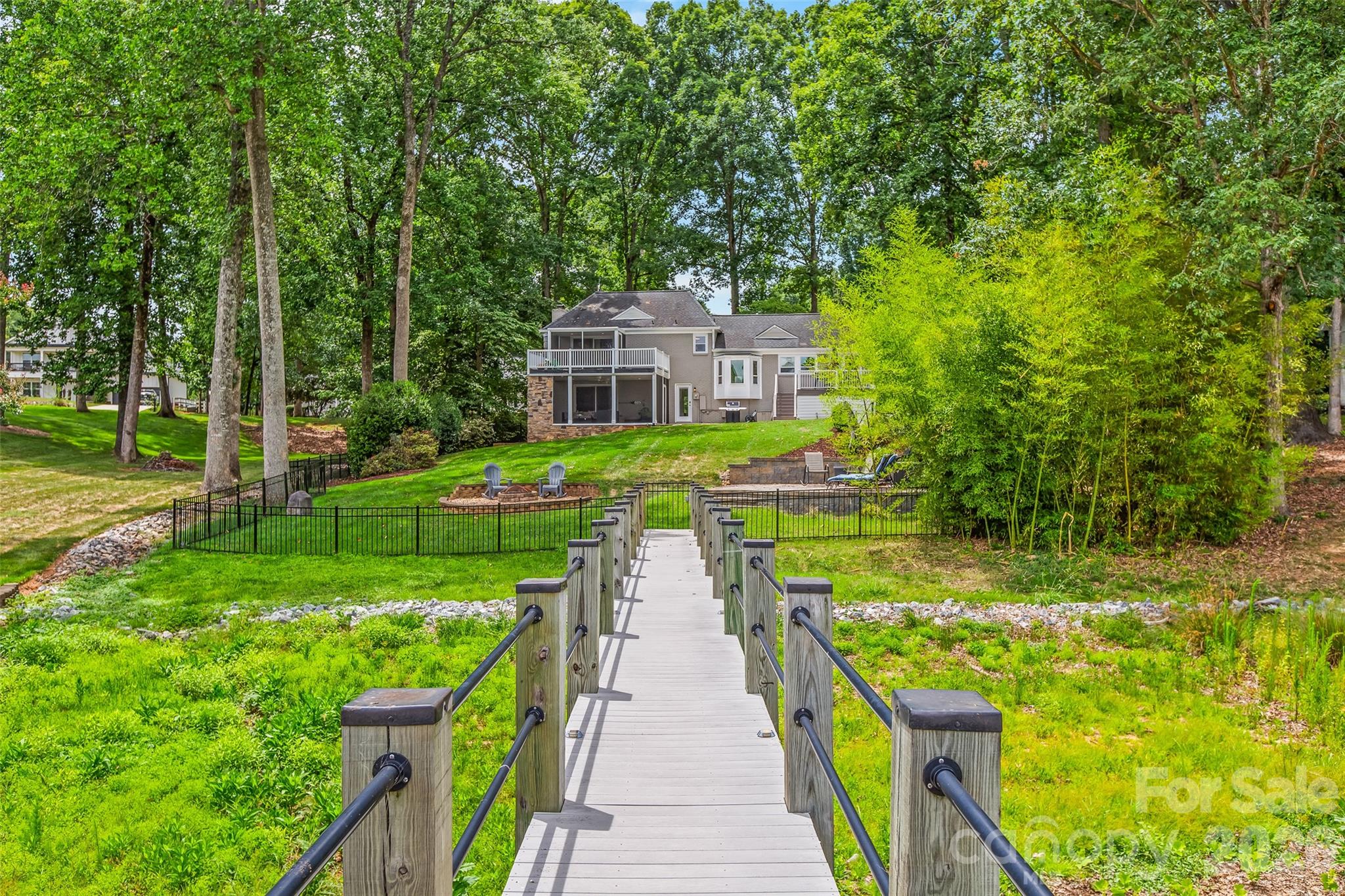175 Woodstream Circle — Mooresville