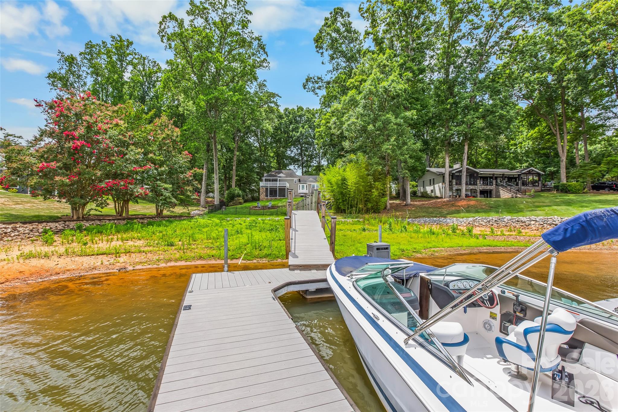 175 Woodstream Circle — Mooresville