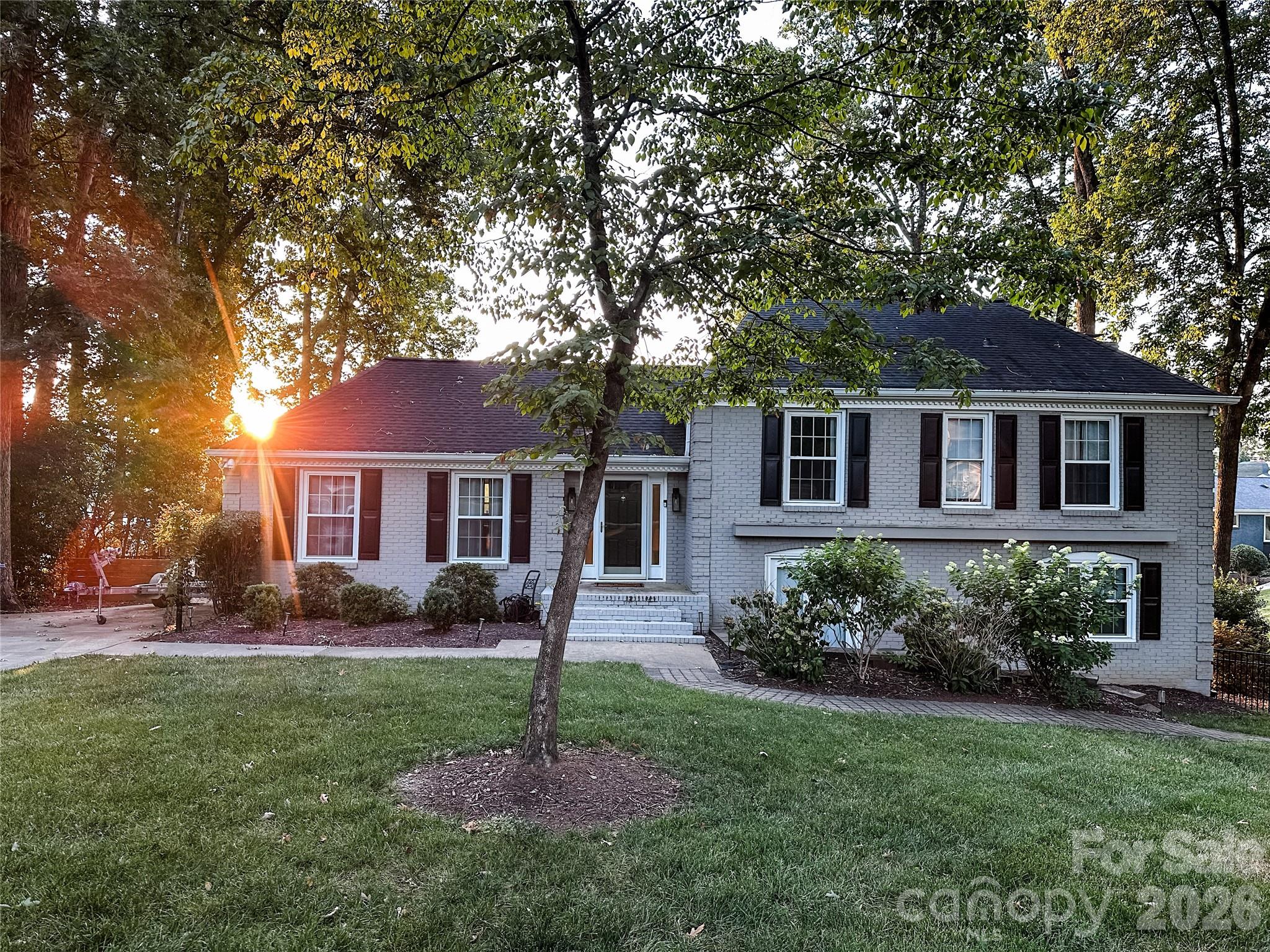175 Woodstream Circle — Mooresville