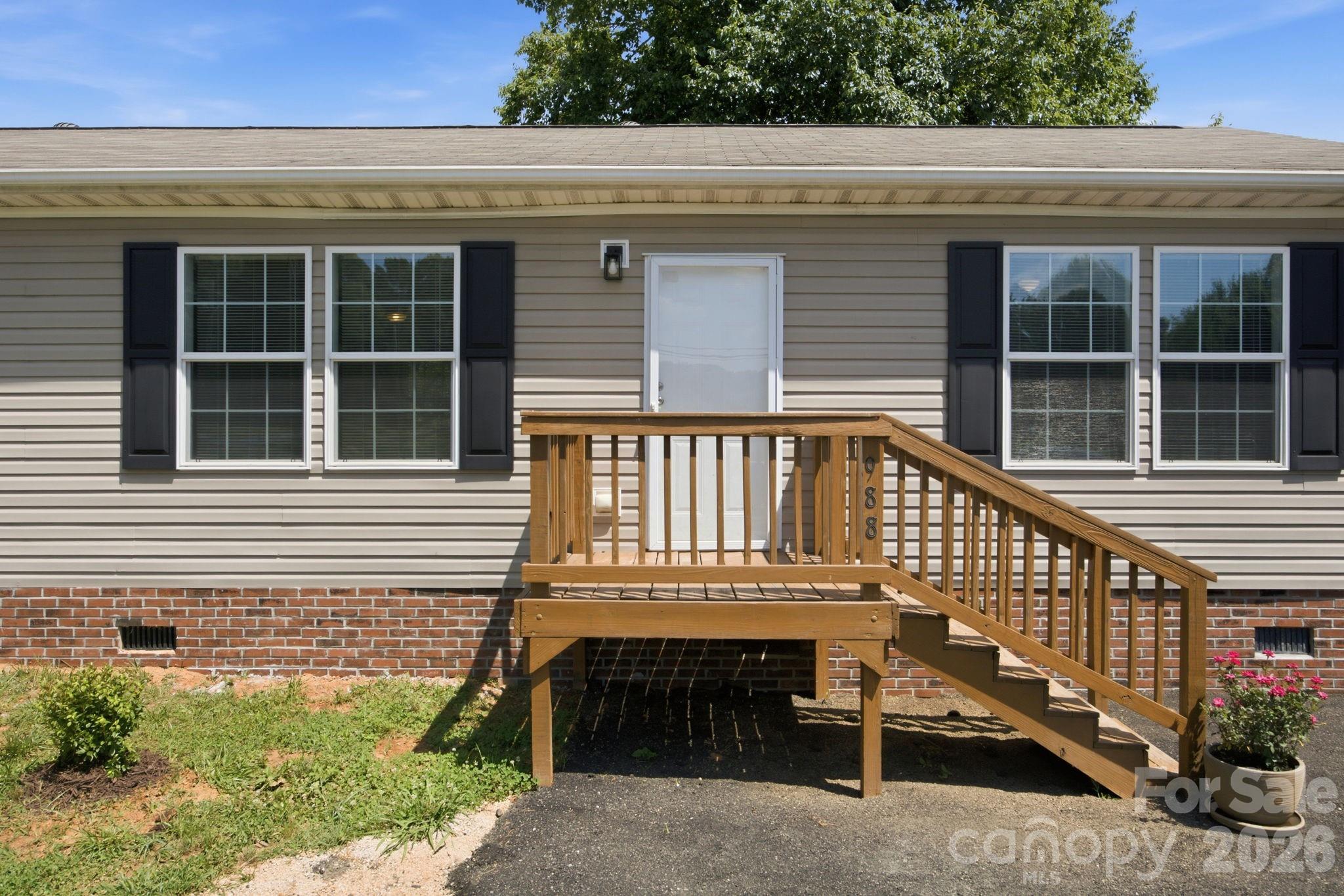 988 Mount Ulla Highway — Mooresville
