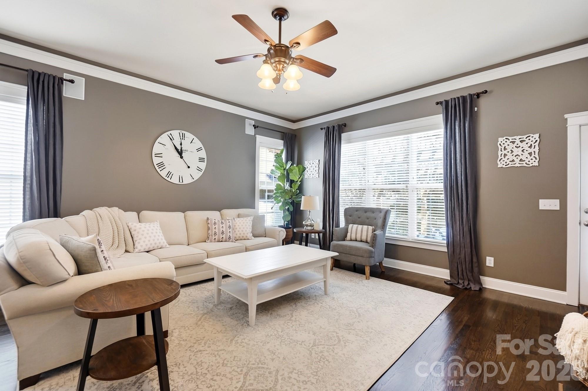 16723 Spruell Street — Huntersville