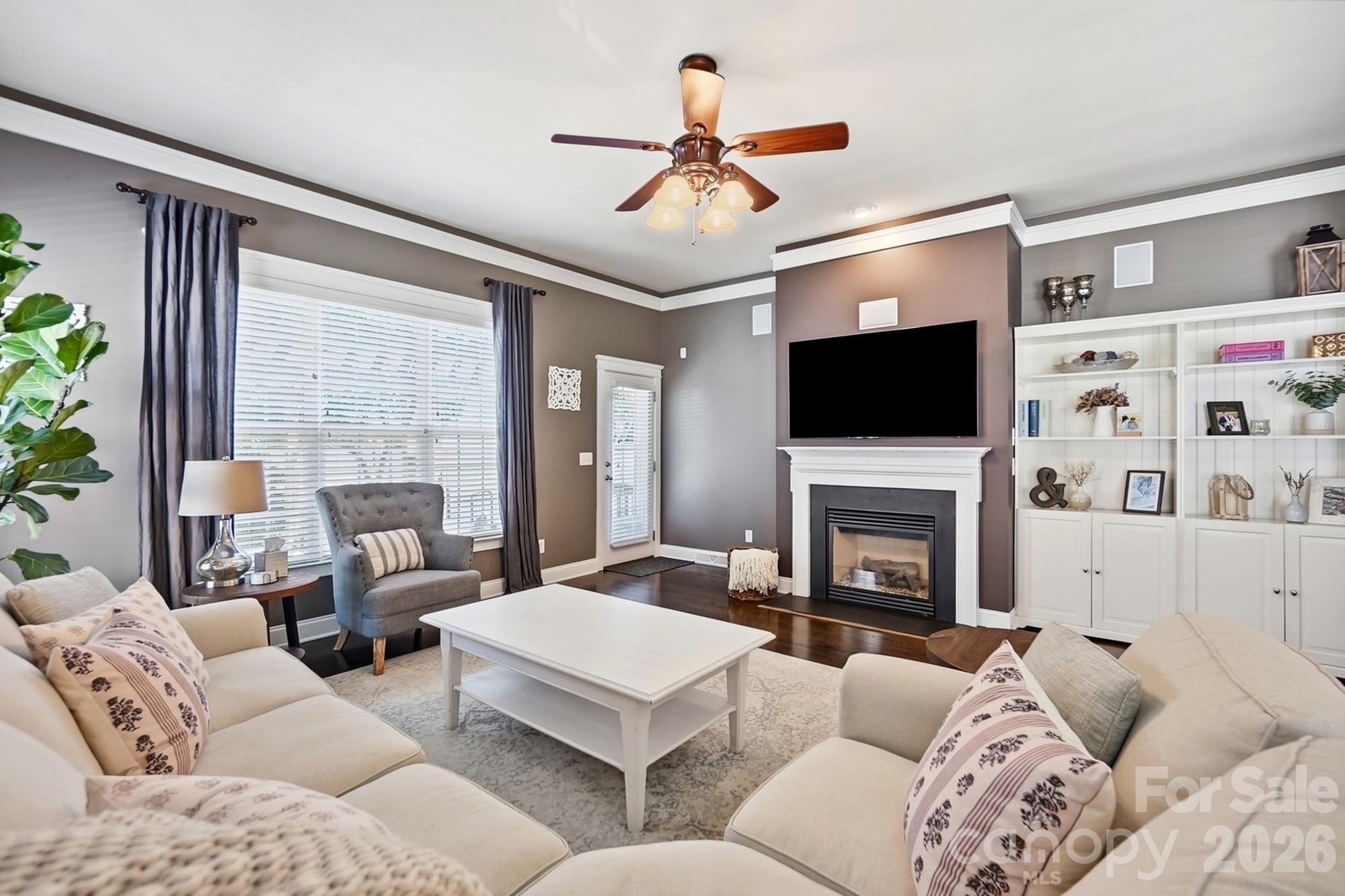 16723 Spruell Street — Huntersville