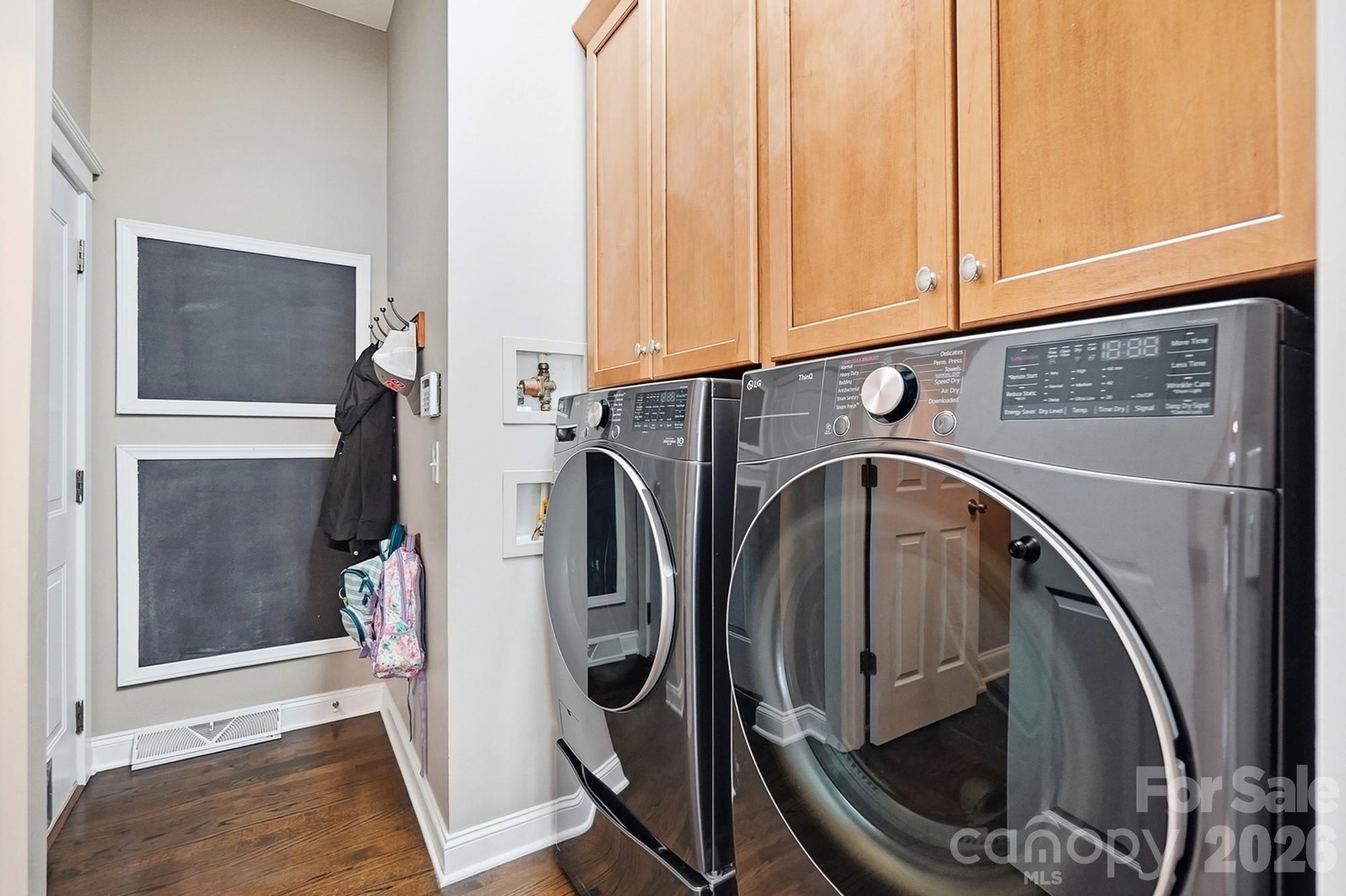 16723 Spruell Street — Huntersville