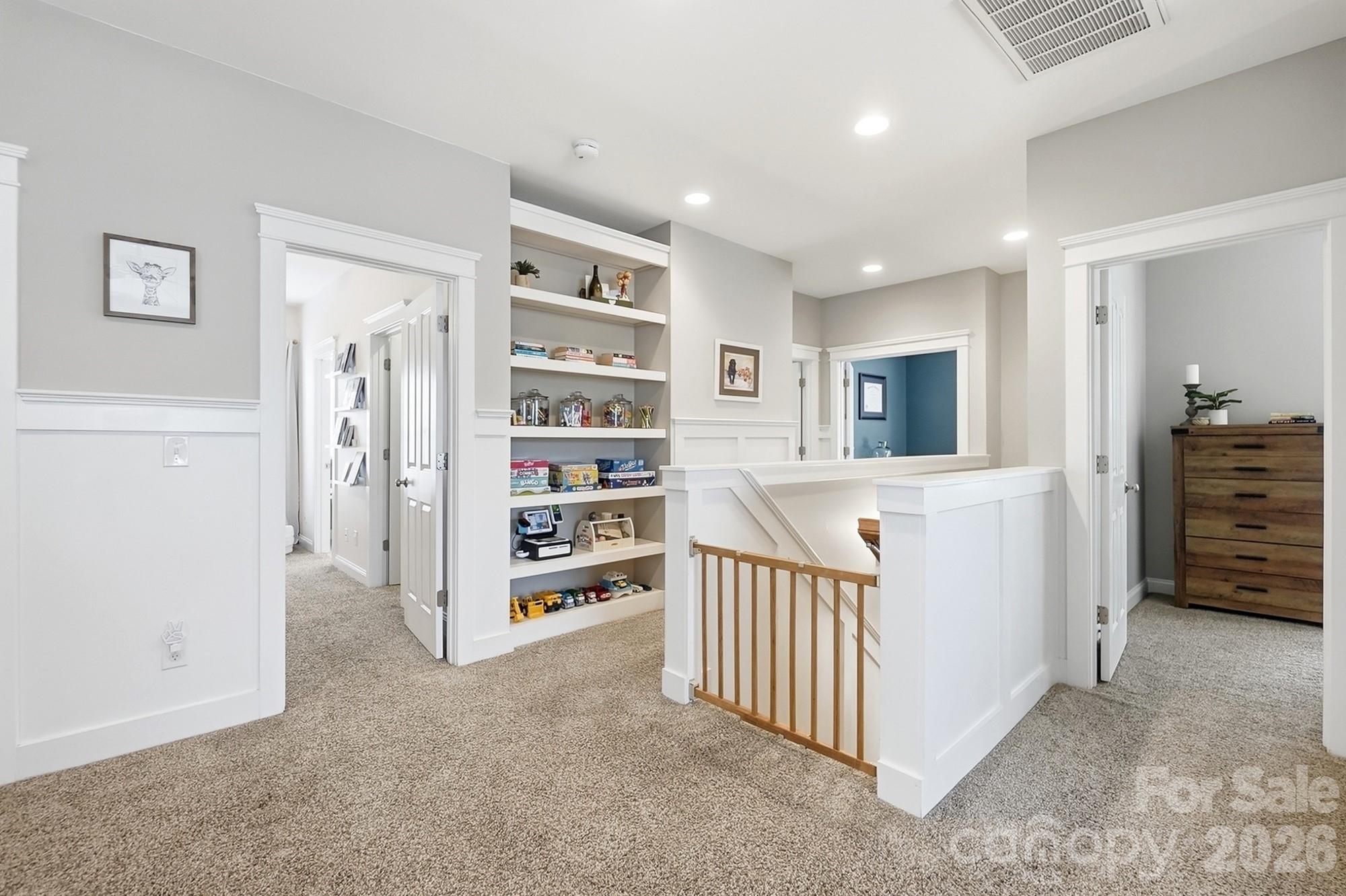 16723 Spruell Street — Huntersville