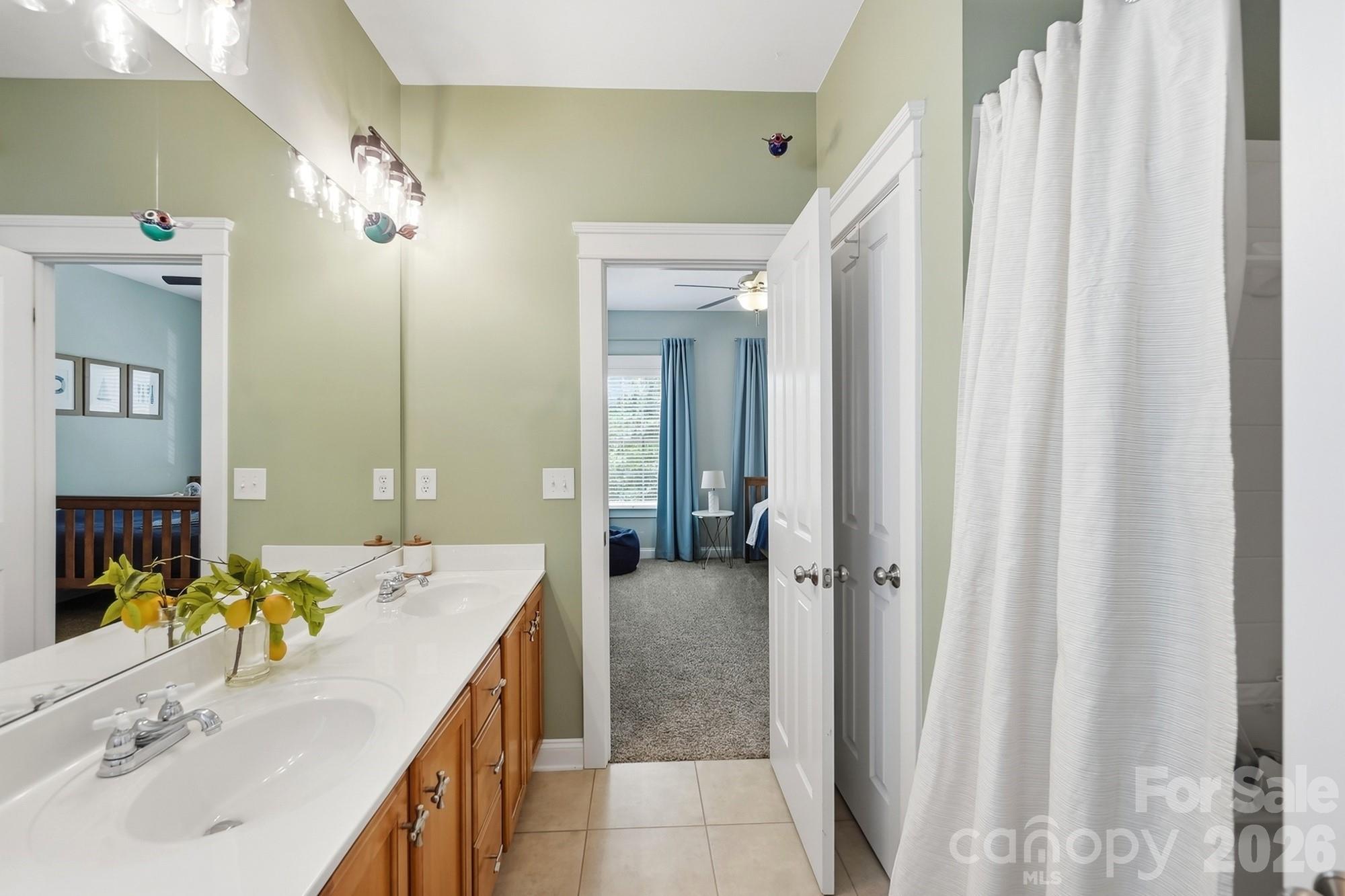16723 Spruell Street — Huntersville