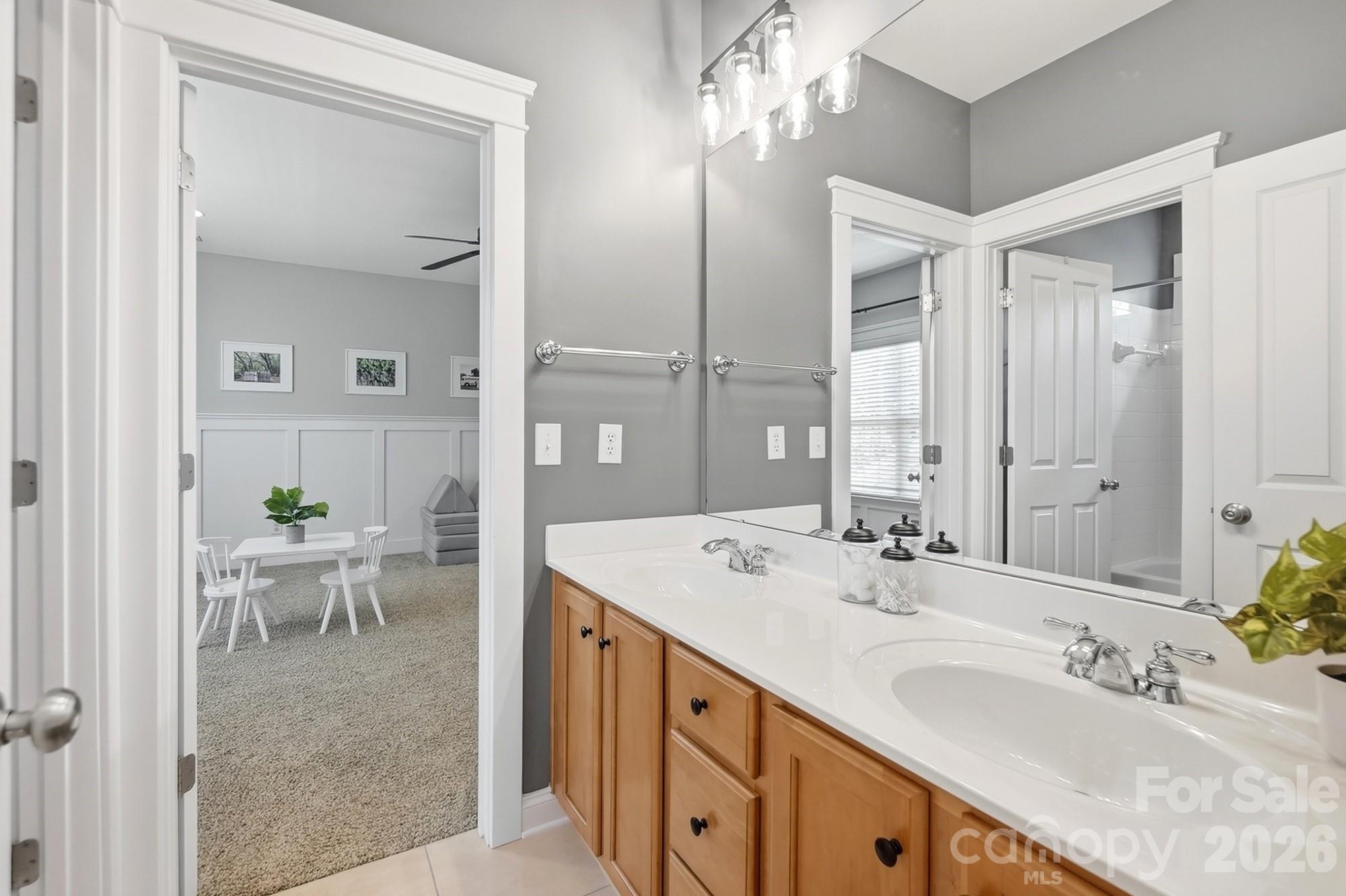 16723 Spruell Street — Huntersville