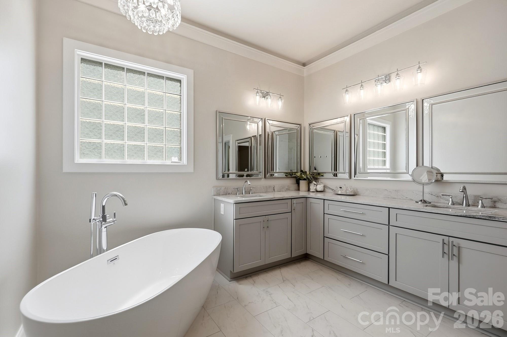 16723 Spruell Street — Huntersville