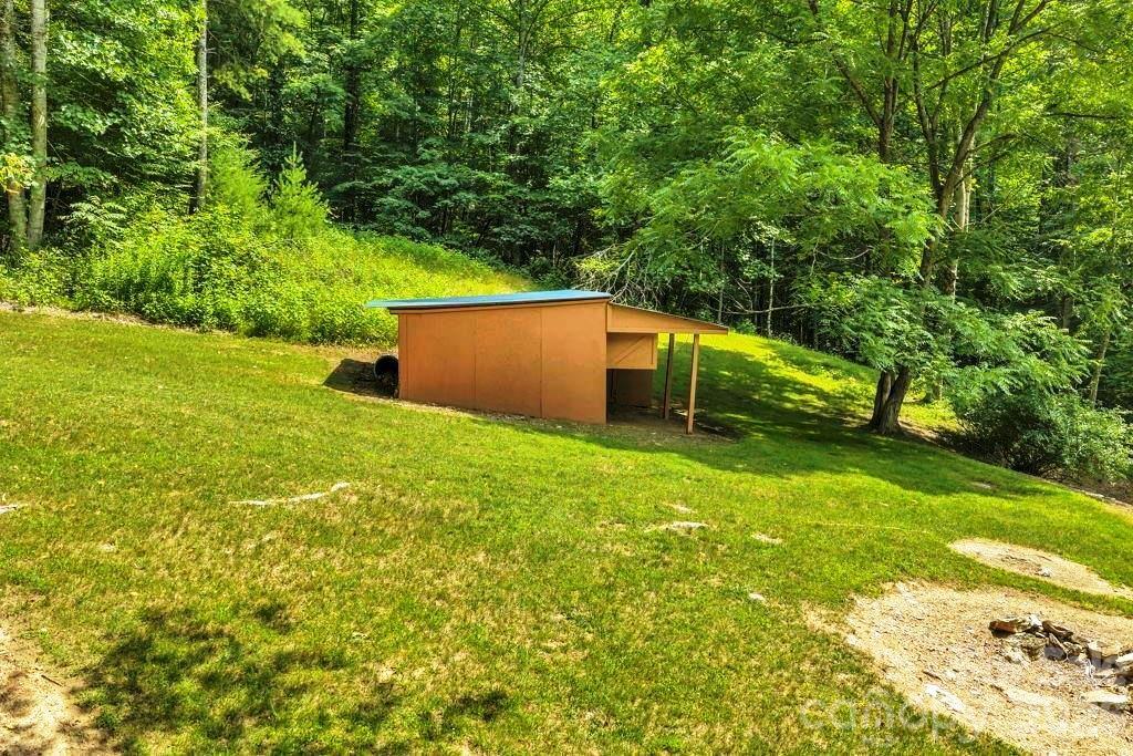 488 Wards Branch Road — Sugar Grove