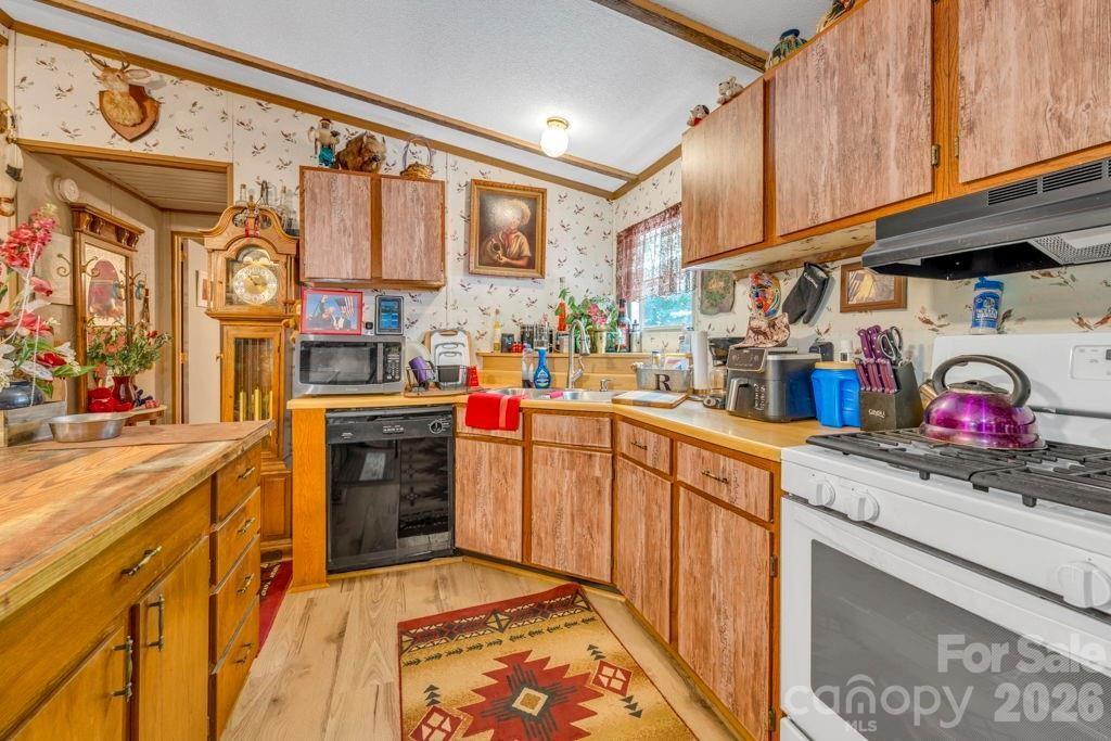 488 Wards Branch Road — Sugar Grove