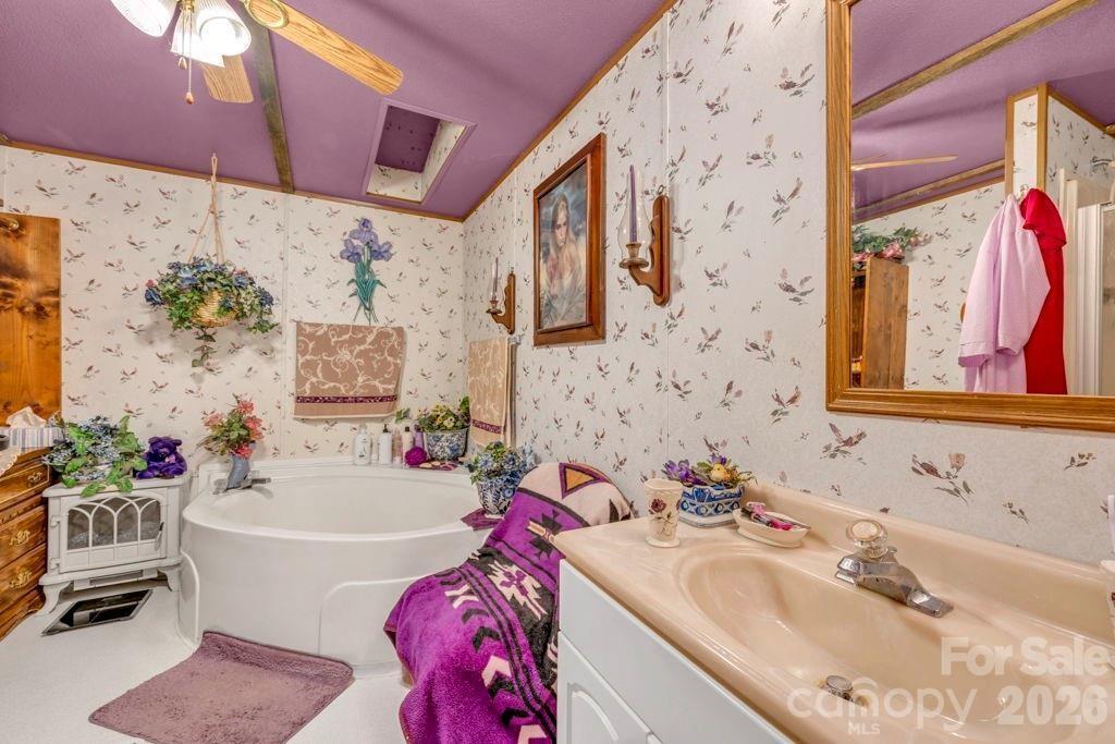 488 Wards Branch Road — Sugar Grove