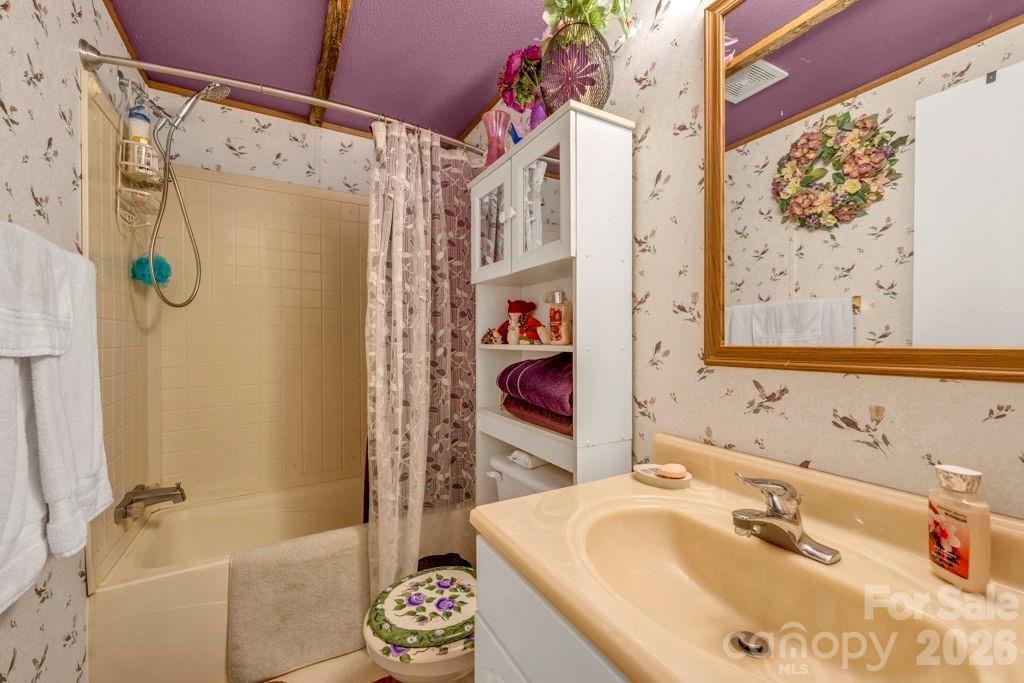 488 Wards Branch Road — Sugar Grove