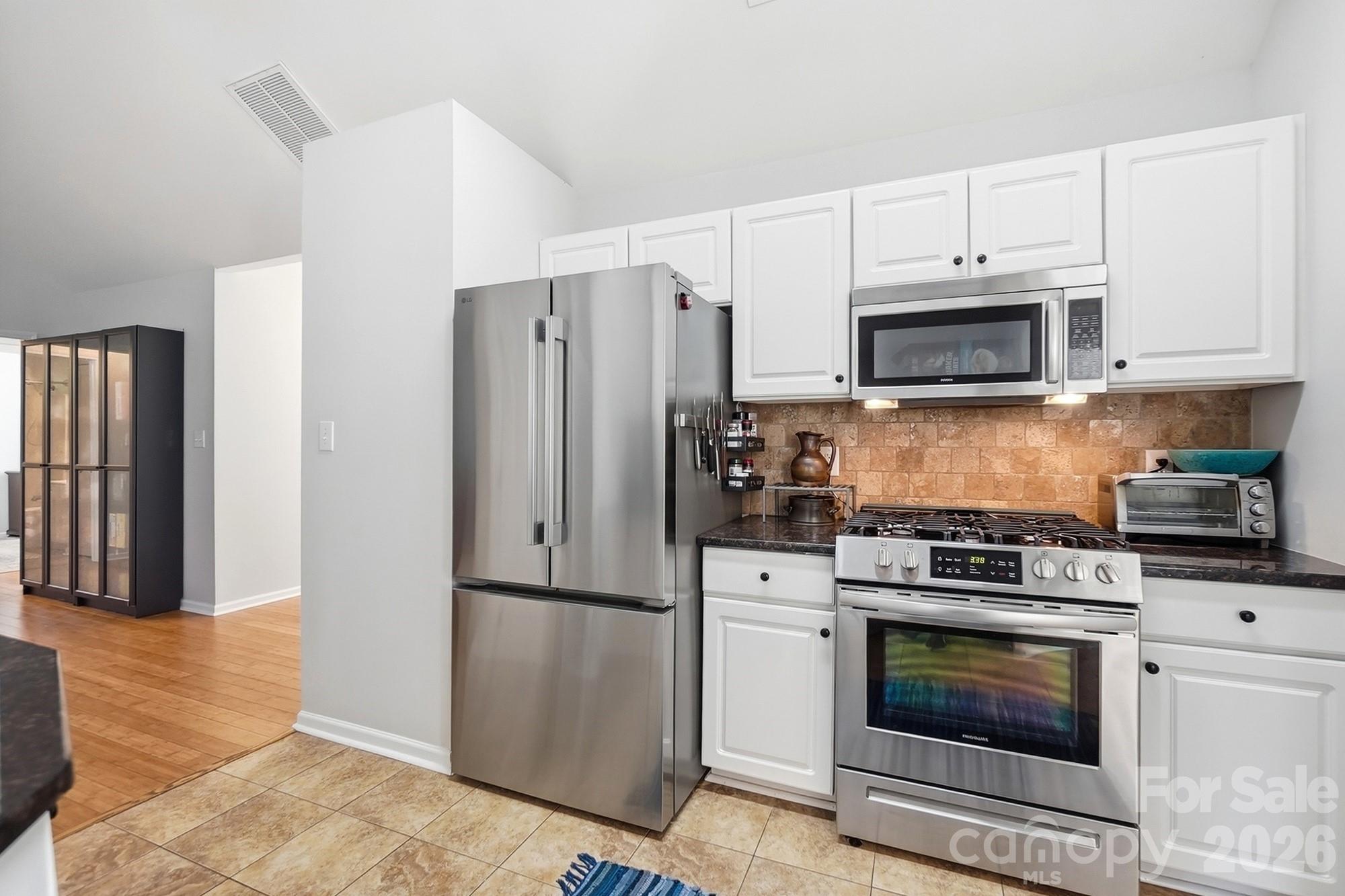 7206 Rock Island Road — Charlotte