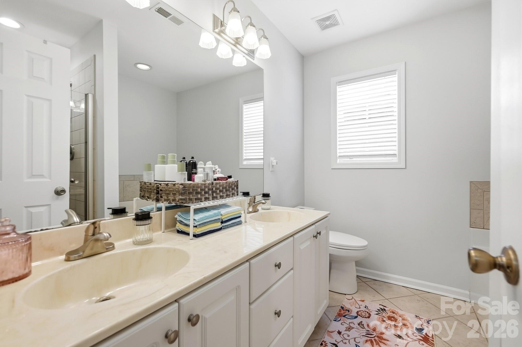 7206 Rock Island Road — Charlotte