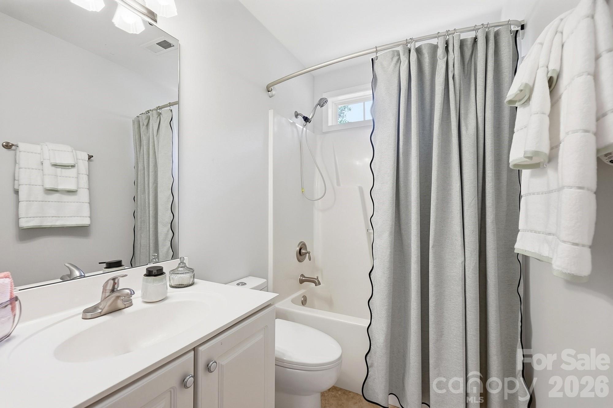 7206 Rock Island Road — Charlotte