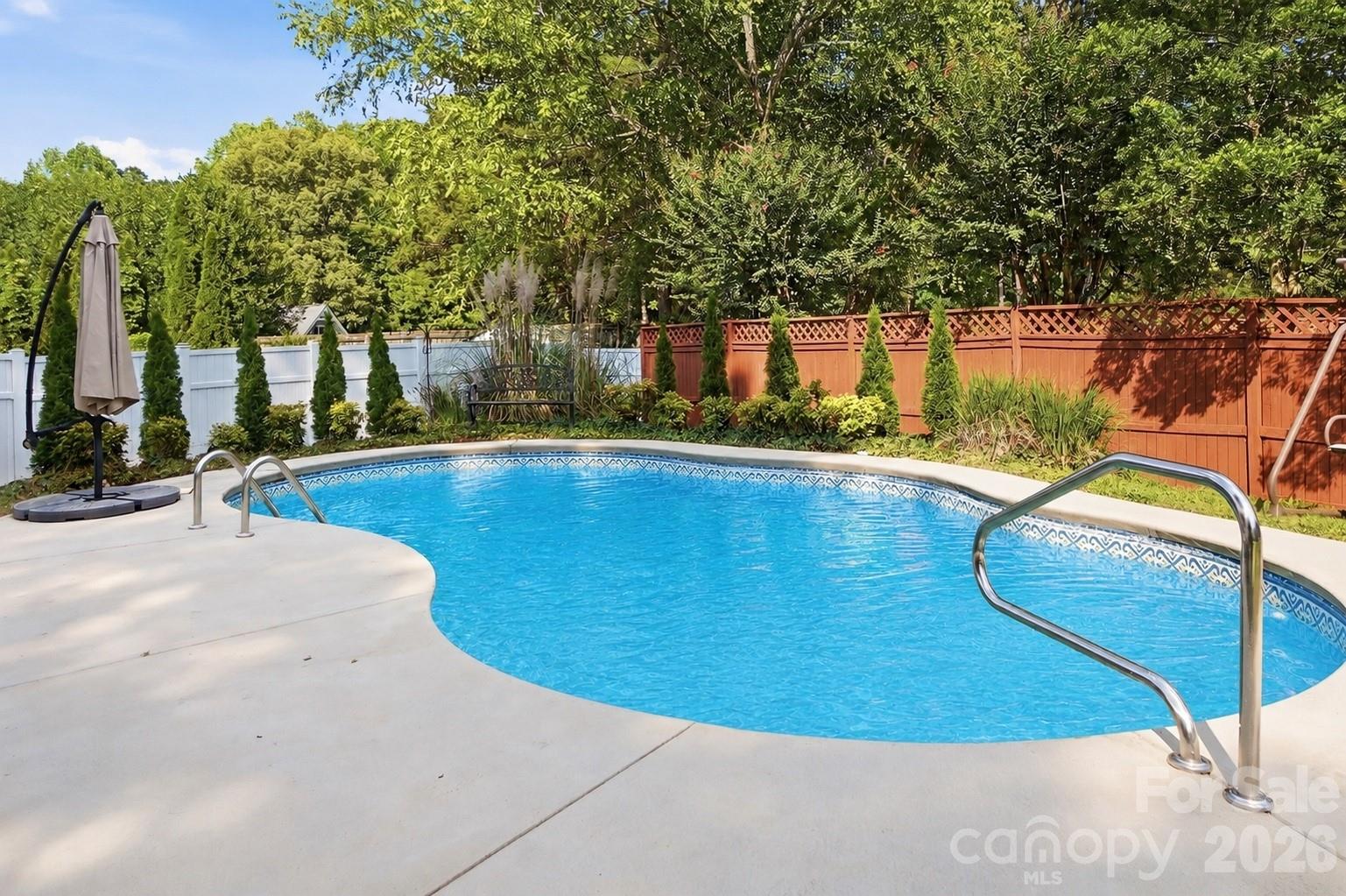 7206 Rock Island Road — Charlotte