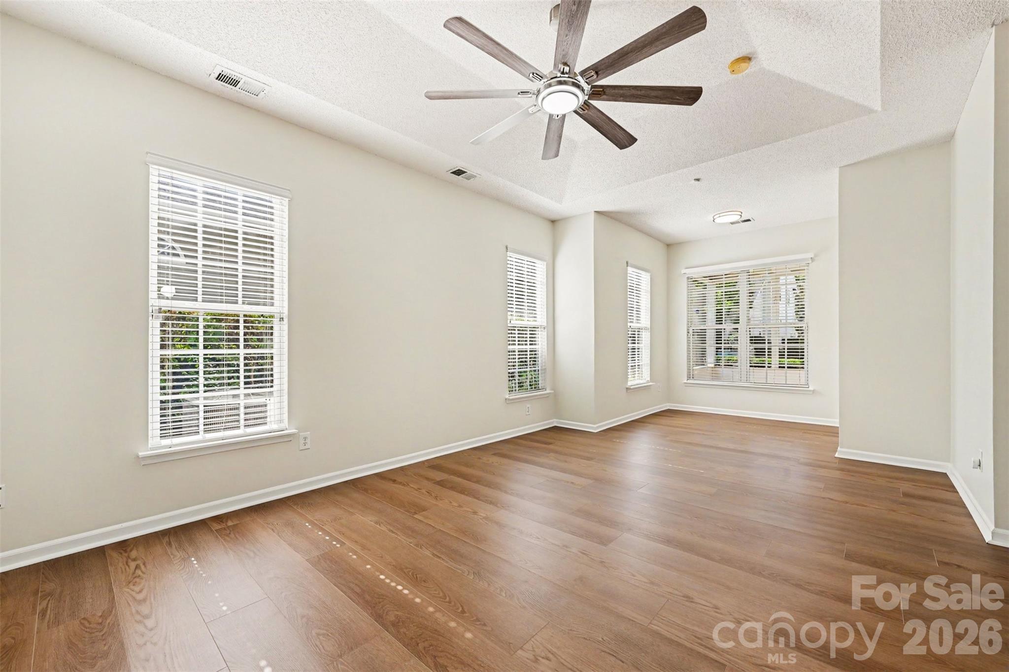 12114 Groth Court — Charlotte