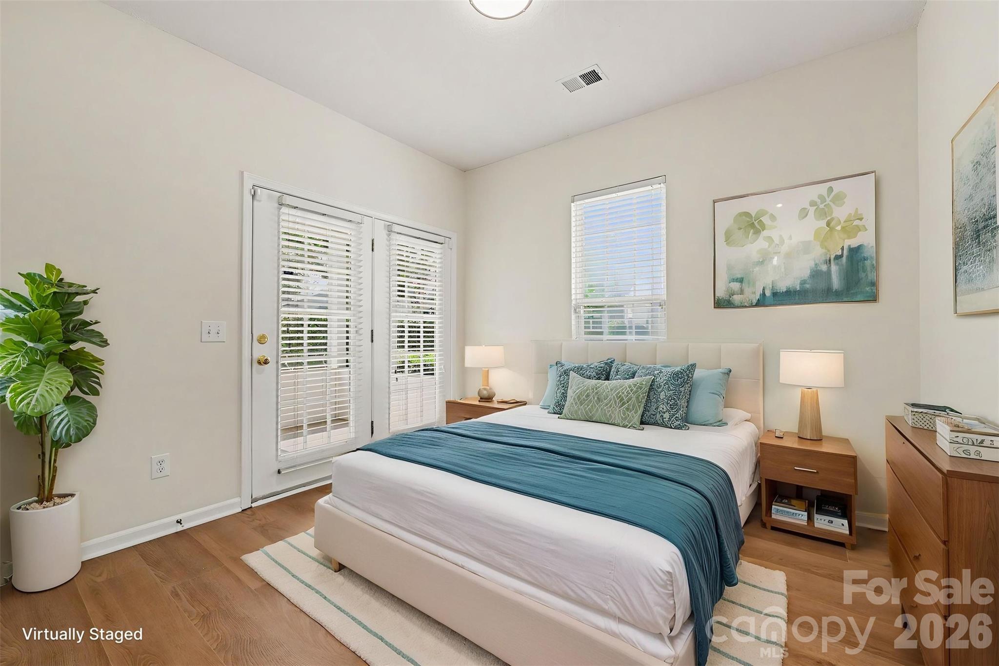 12114 Groth Court — Charlotte