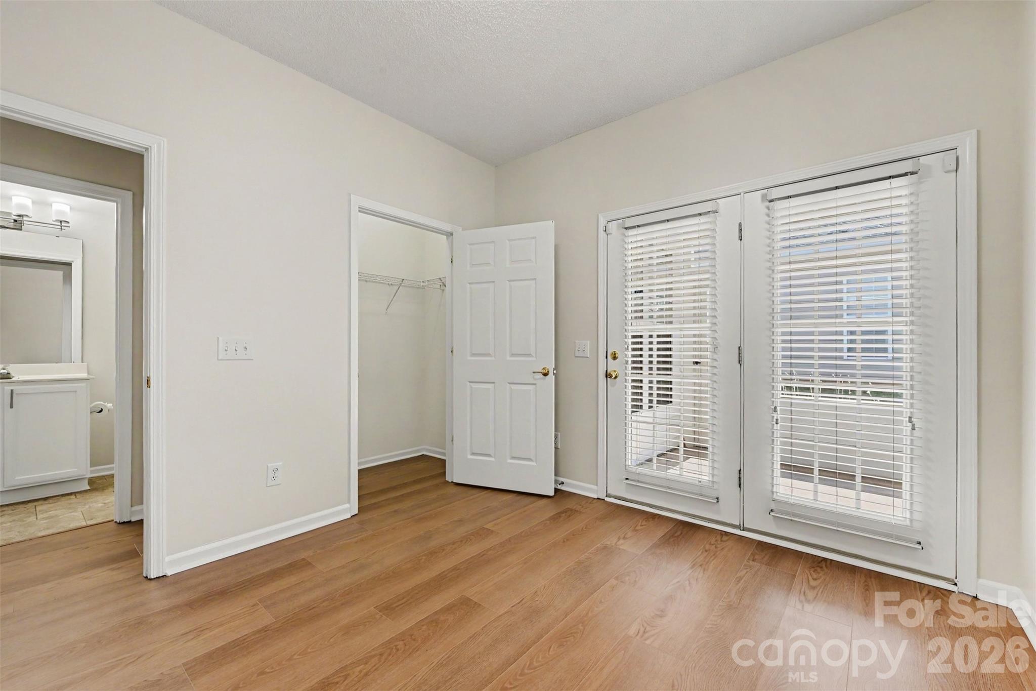 12114 Groth Court — Charlotte