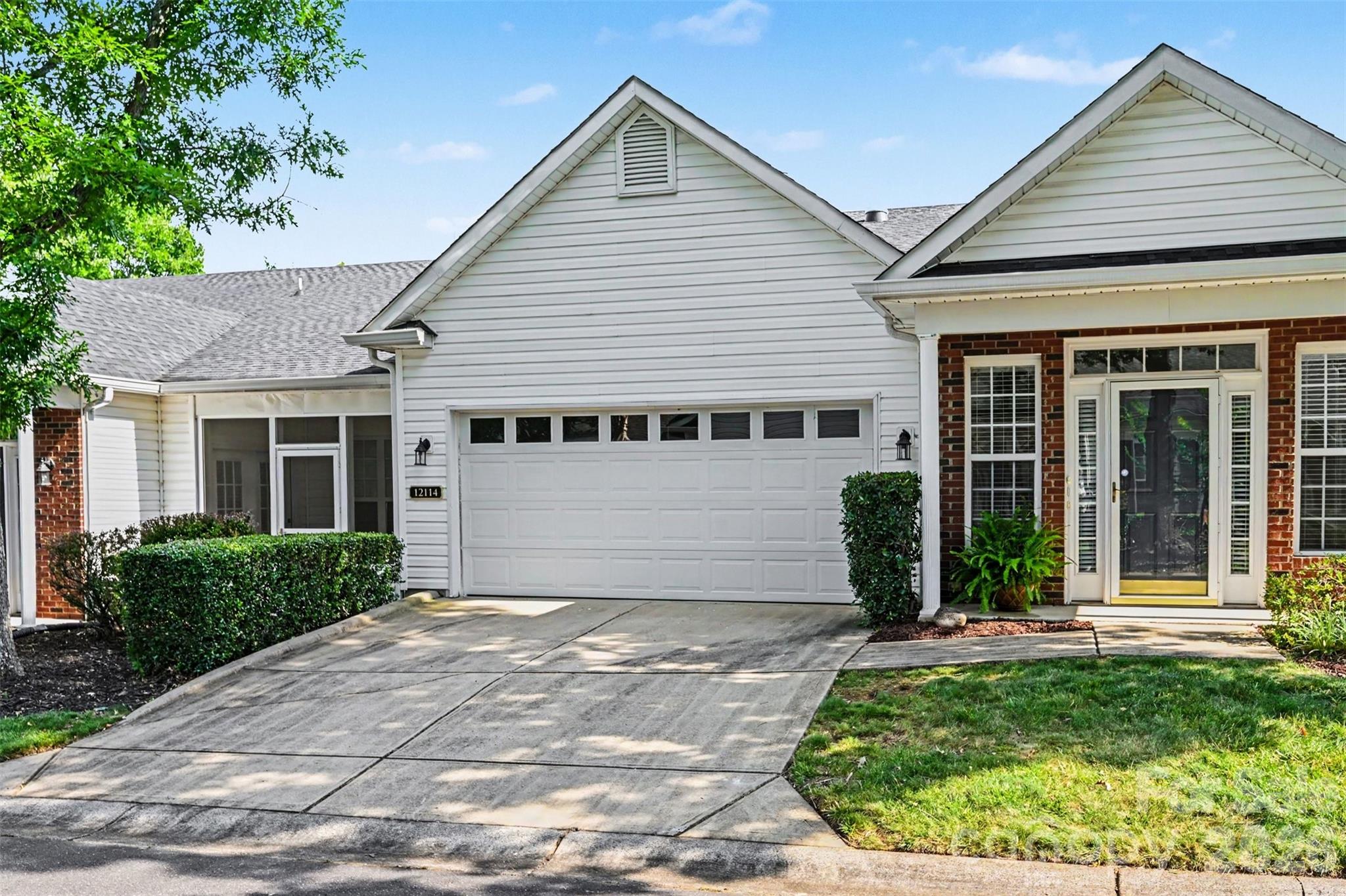 12114 Groth Court — Charlotte