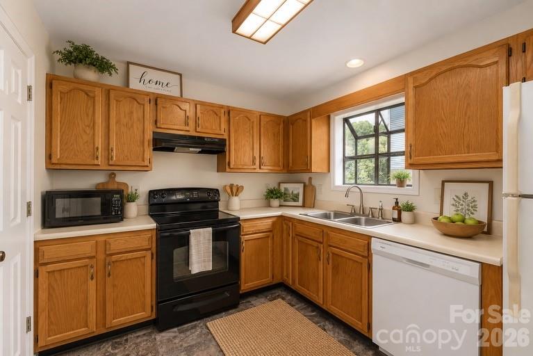 59 Nazarene Way — Waynesville