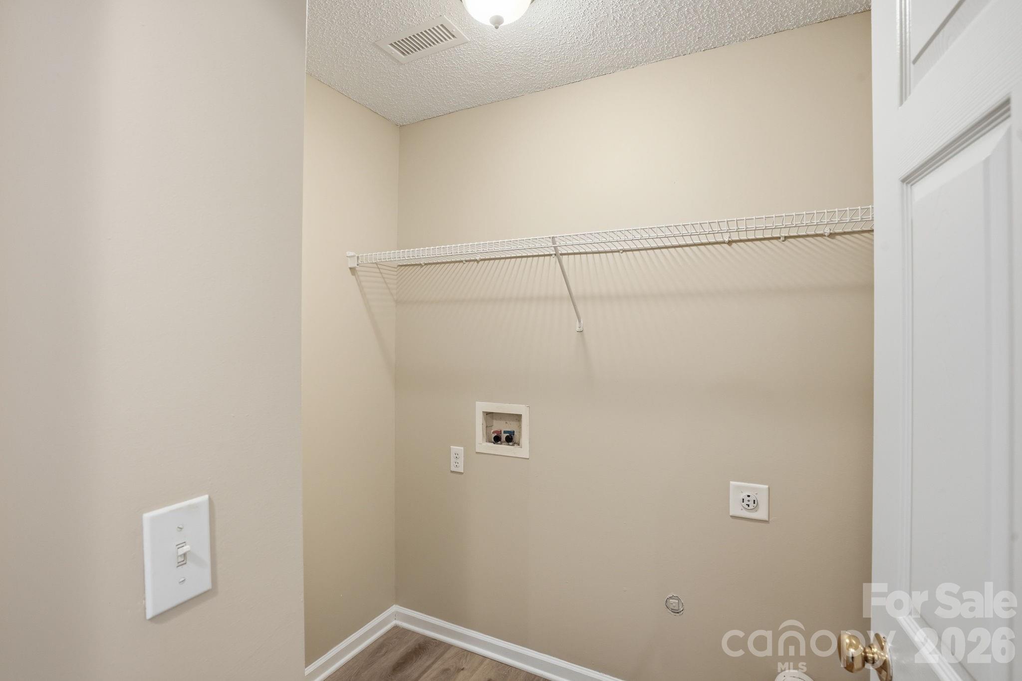 1528 Harland Street — Charlotte